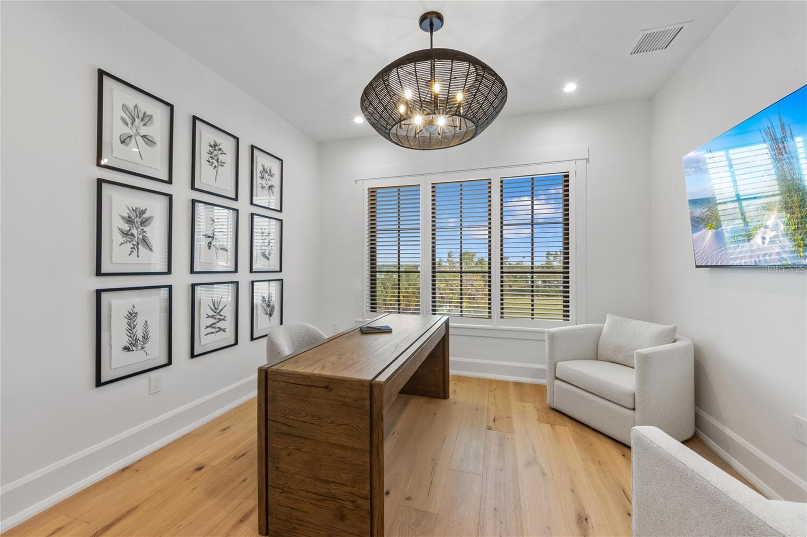 A4632102 Property Photo