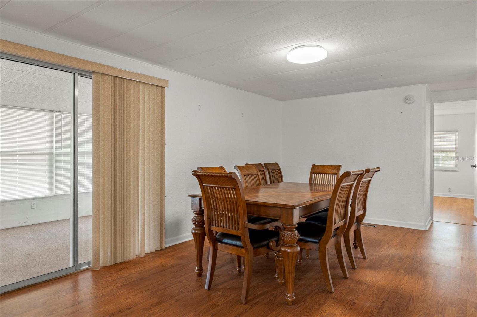 9046 CENTRAL AVE, BROOKSVILLE, FL, 34613