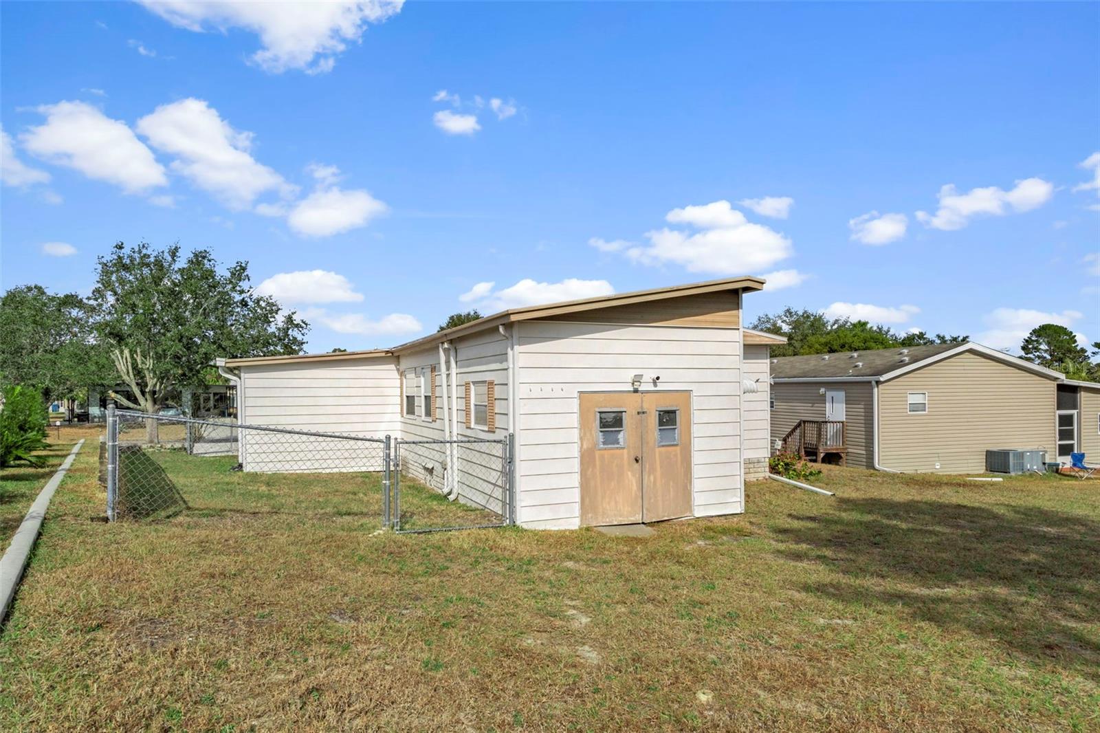 9046 CENTRAL AVE, BROOKSVILLE, FL, 34613