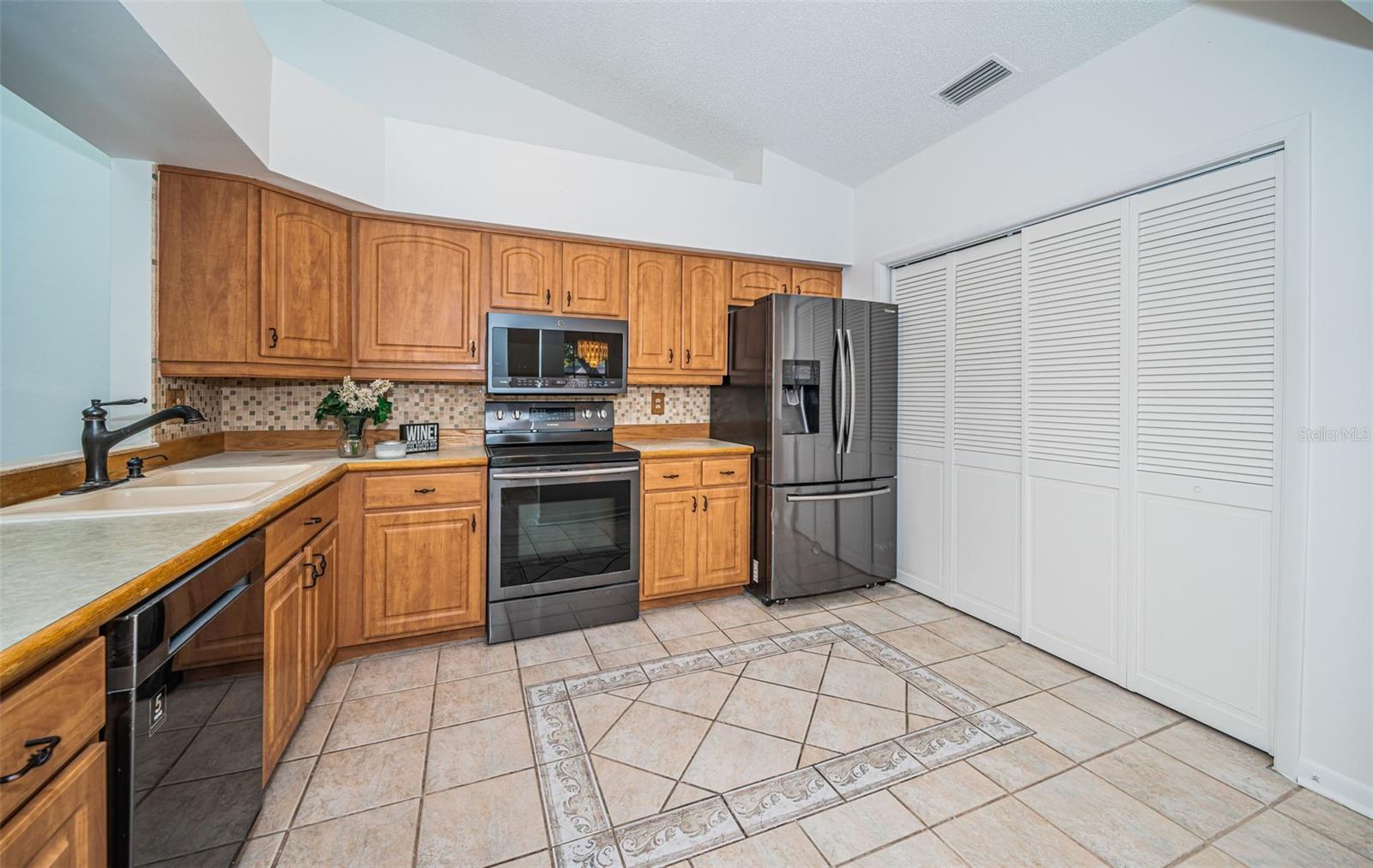 2458 BALBOA CT, CLEARWATER, FL, 33761