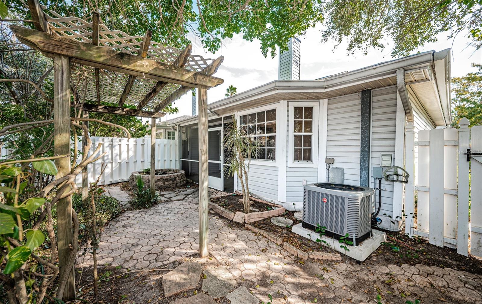 2458 BALBOA CT, CLEARWATER, FL, 33761