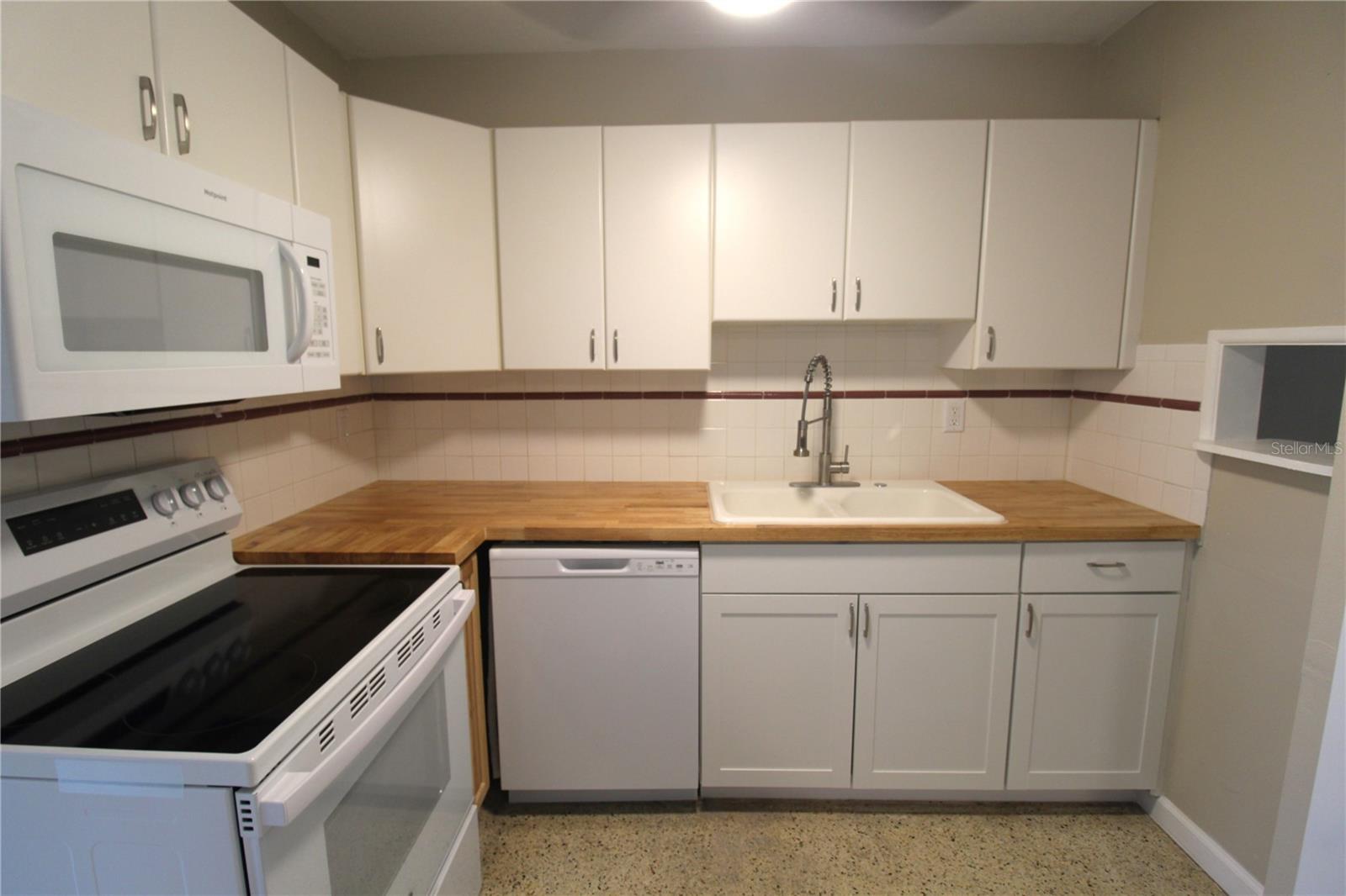 336 SHORE DR, ELLENTON, FL, 34222