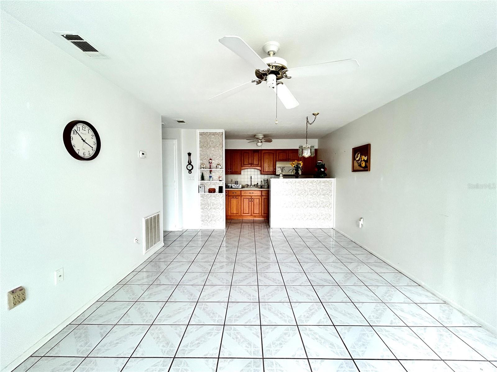 4375 TAHITIAN GARDENS CIR #B, HOLIDAY, FL, 34691