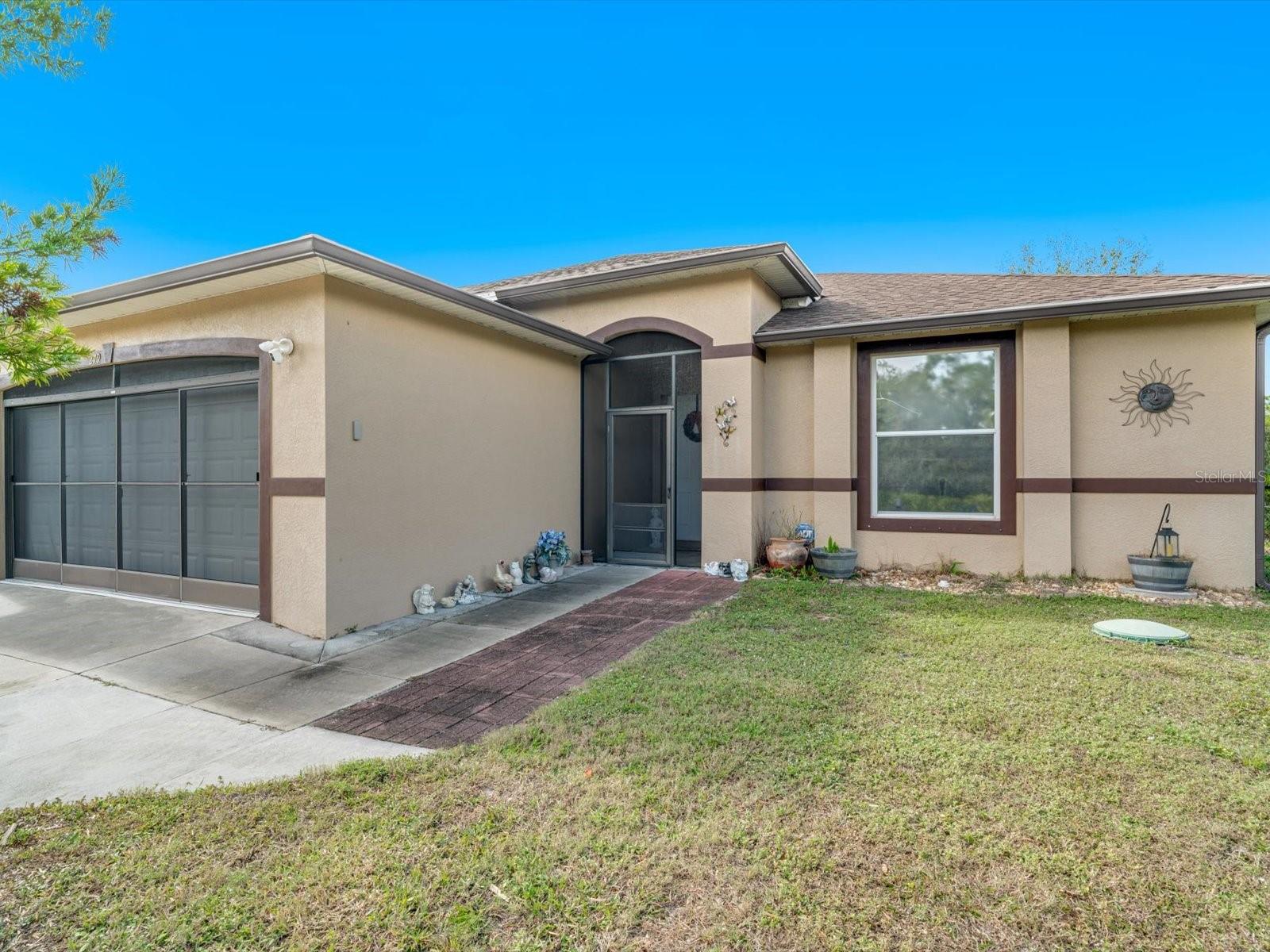 279 HUTCHINS ST, PORT CHARLOTTE, FL, 33953