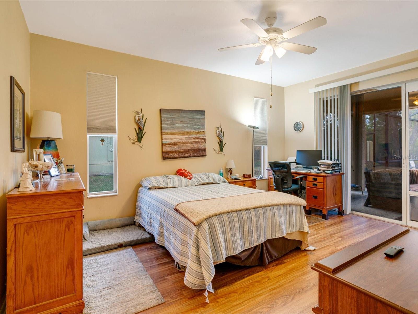279 HUTCHINS ST, PORT CHARLOTTE, FL, 33953