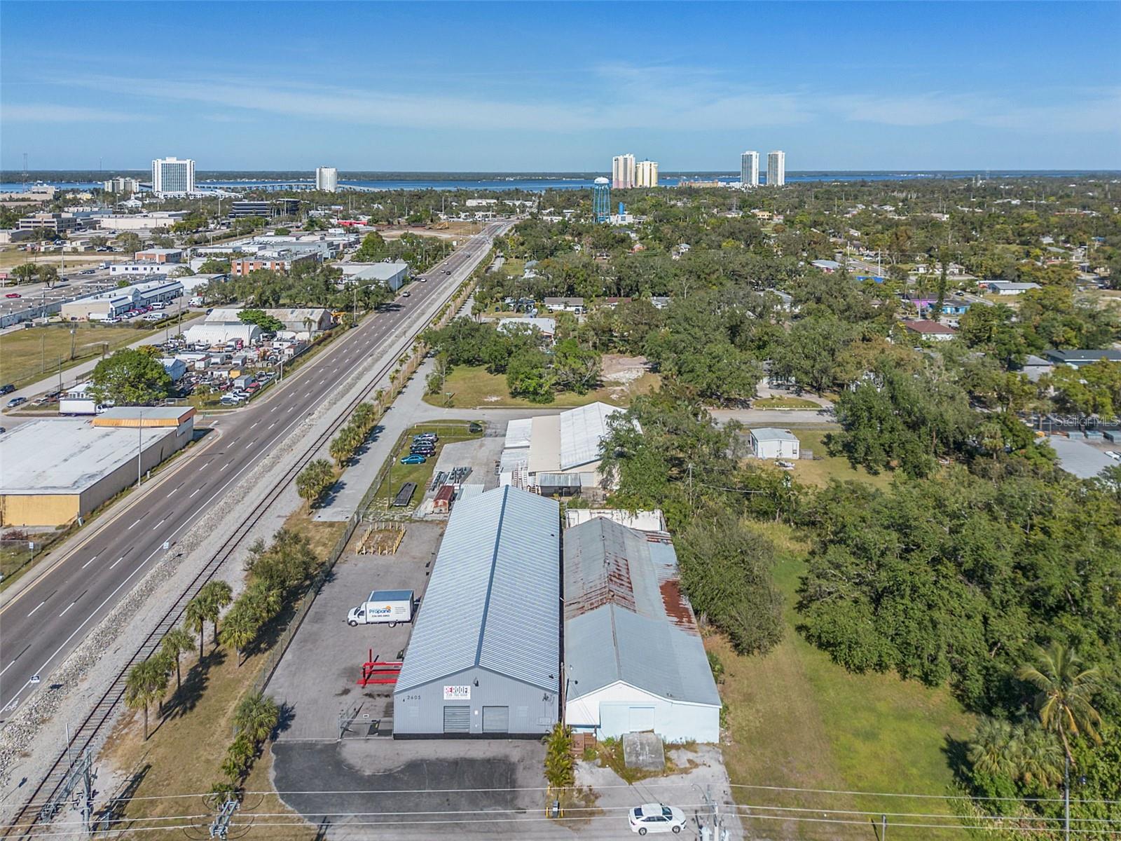 2605 EDISON AVE, FORT MYERS, FL, 33916