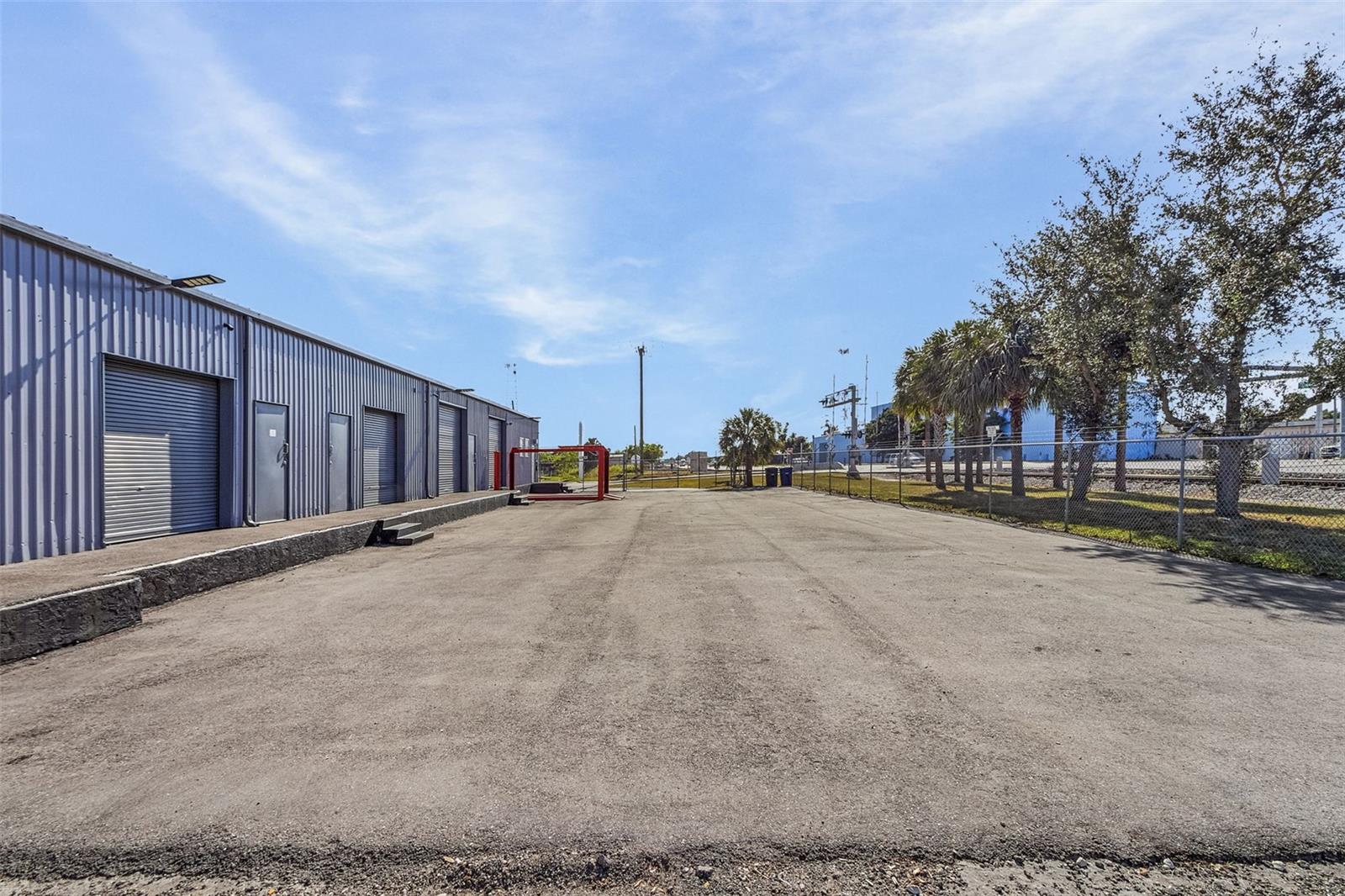 2605 EDISON AVE, FORT MYERS, FL, 33916