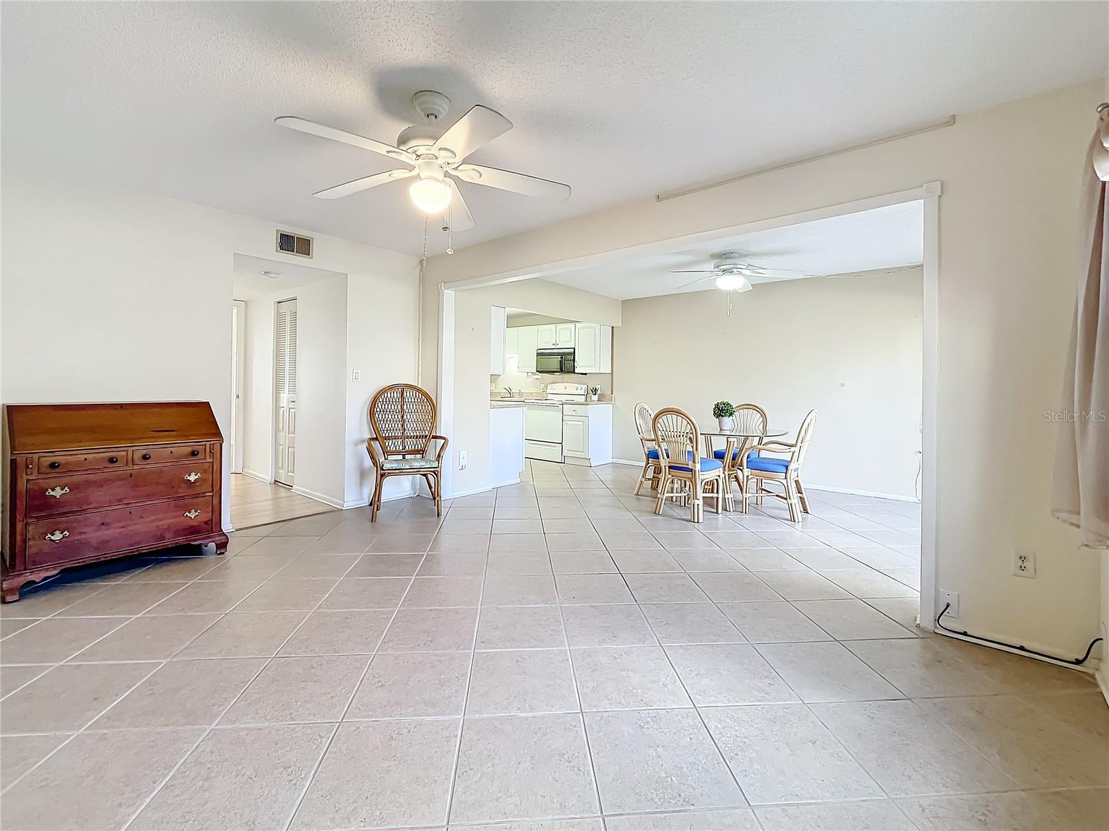 4920 LOCUST ST NE #106, ST PETERSBURG, FL, 33703