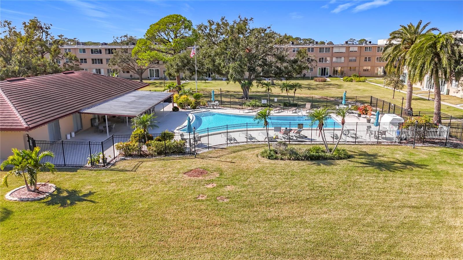 4920 LOCUST ST NE #106, ST PETERSBURG, FL, 33703