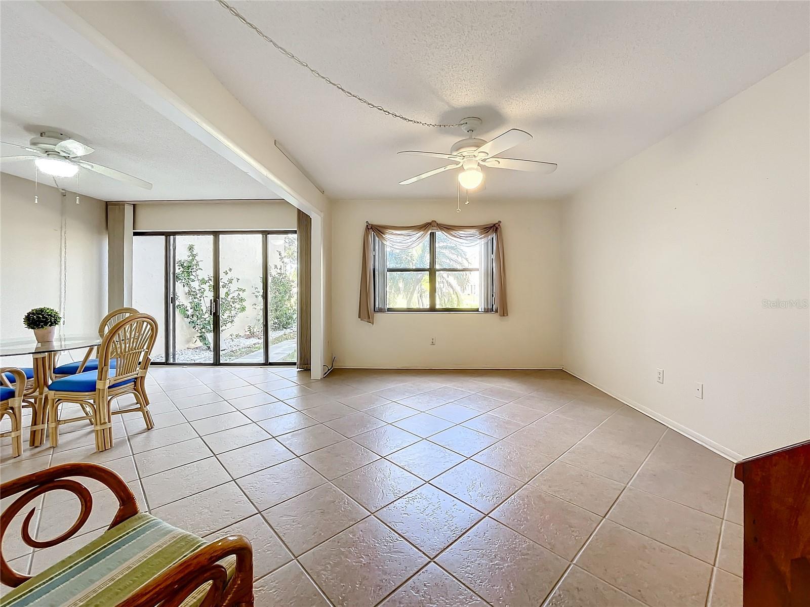 4920 LOCUST ST NE #106, ST PETERSBURG, FL, 33703