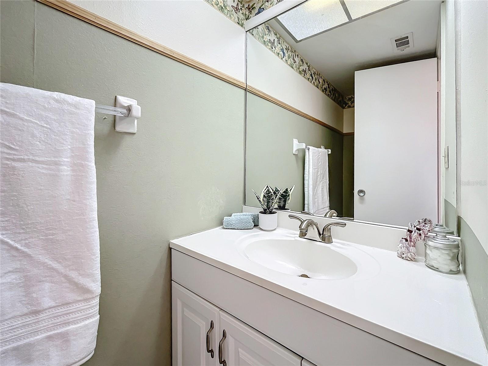 4920 LOCUST ST NE #106, ST PETERSBURG, FL, 33703
