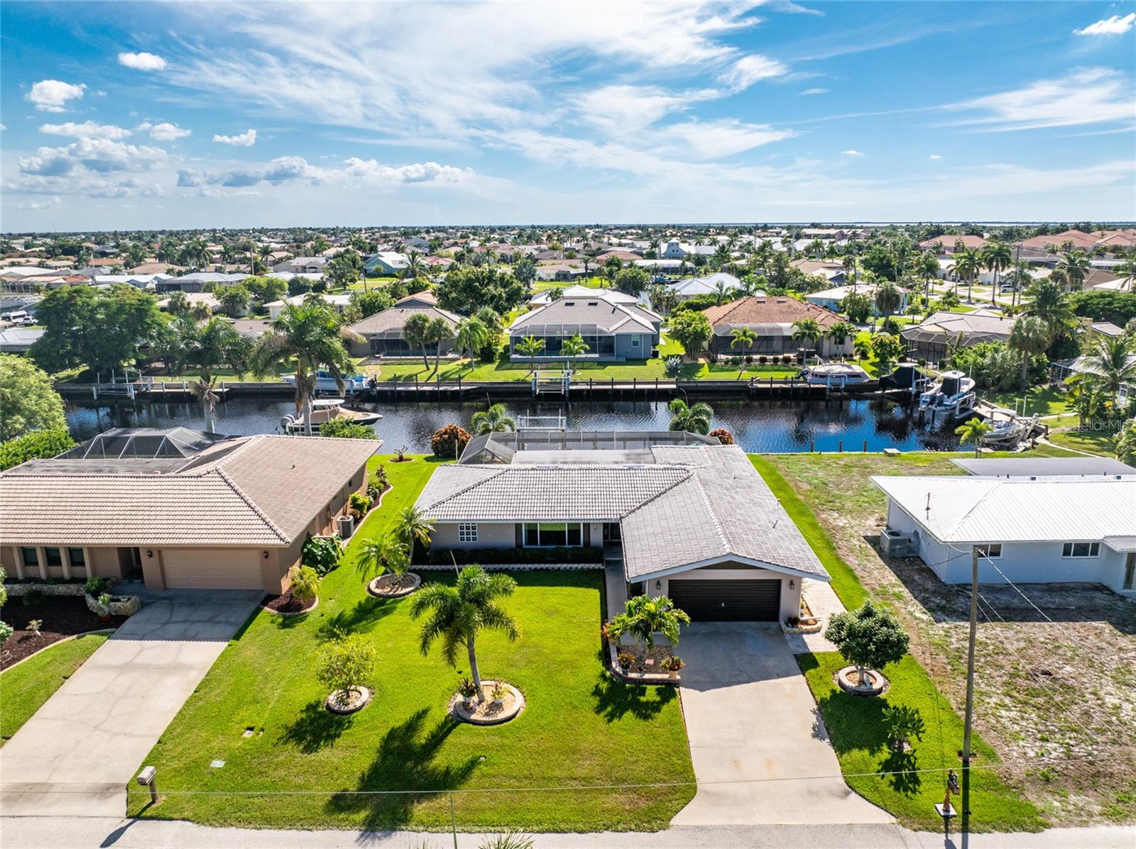 241 SORRENTO CT, PUNTA GORDA, FL, 33950