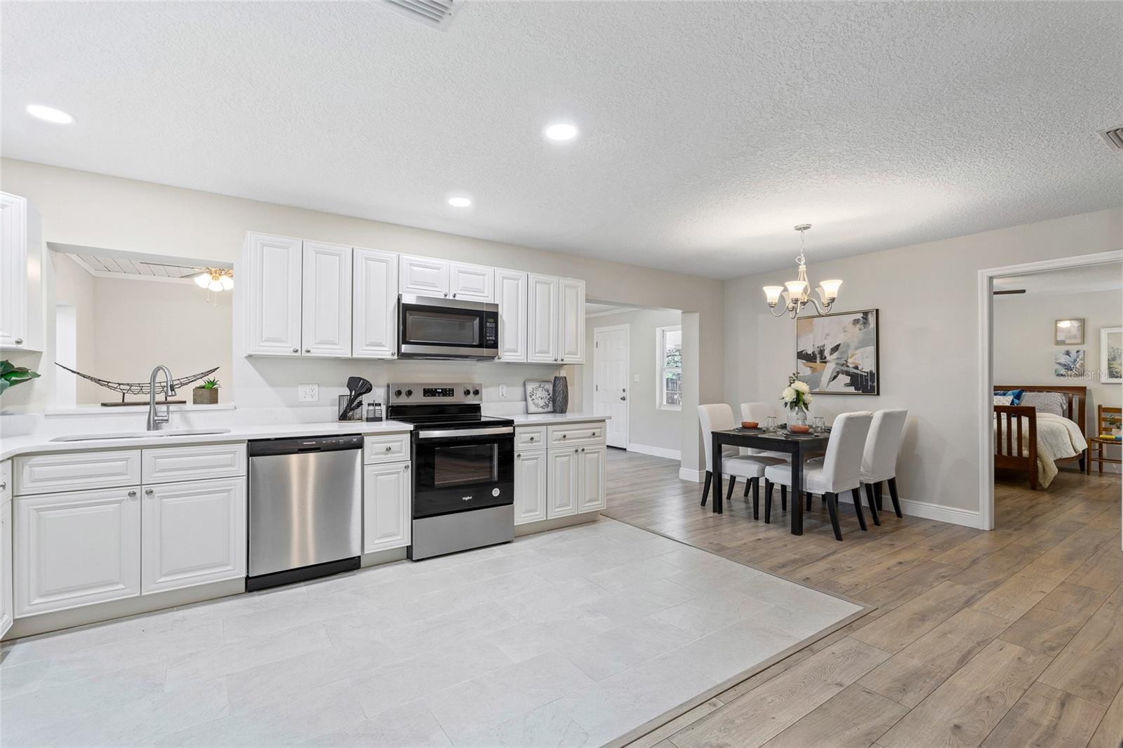 5851 EDOUARD ST, OVIEDO, FL, 32765