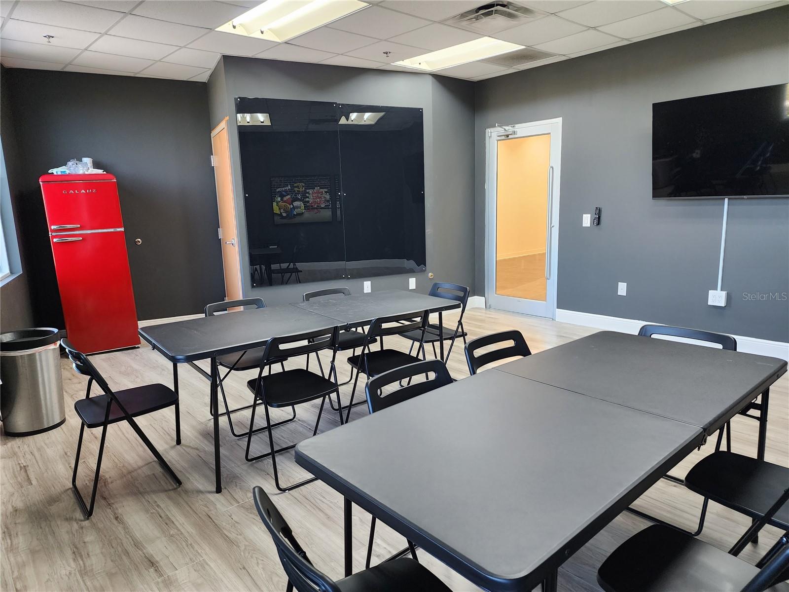 7075 KINGSPOINTE PKWY #9, ORLANDO, FL, 32819