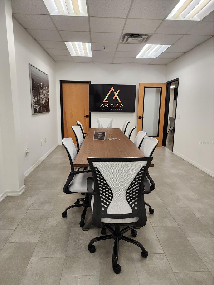 7075 KINGSPOINTE PKWY #9, ORLANDO, FL, 32819