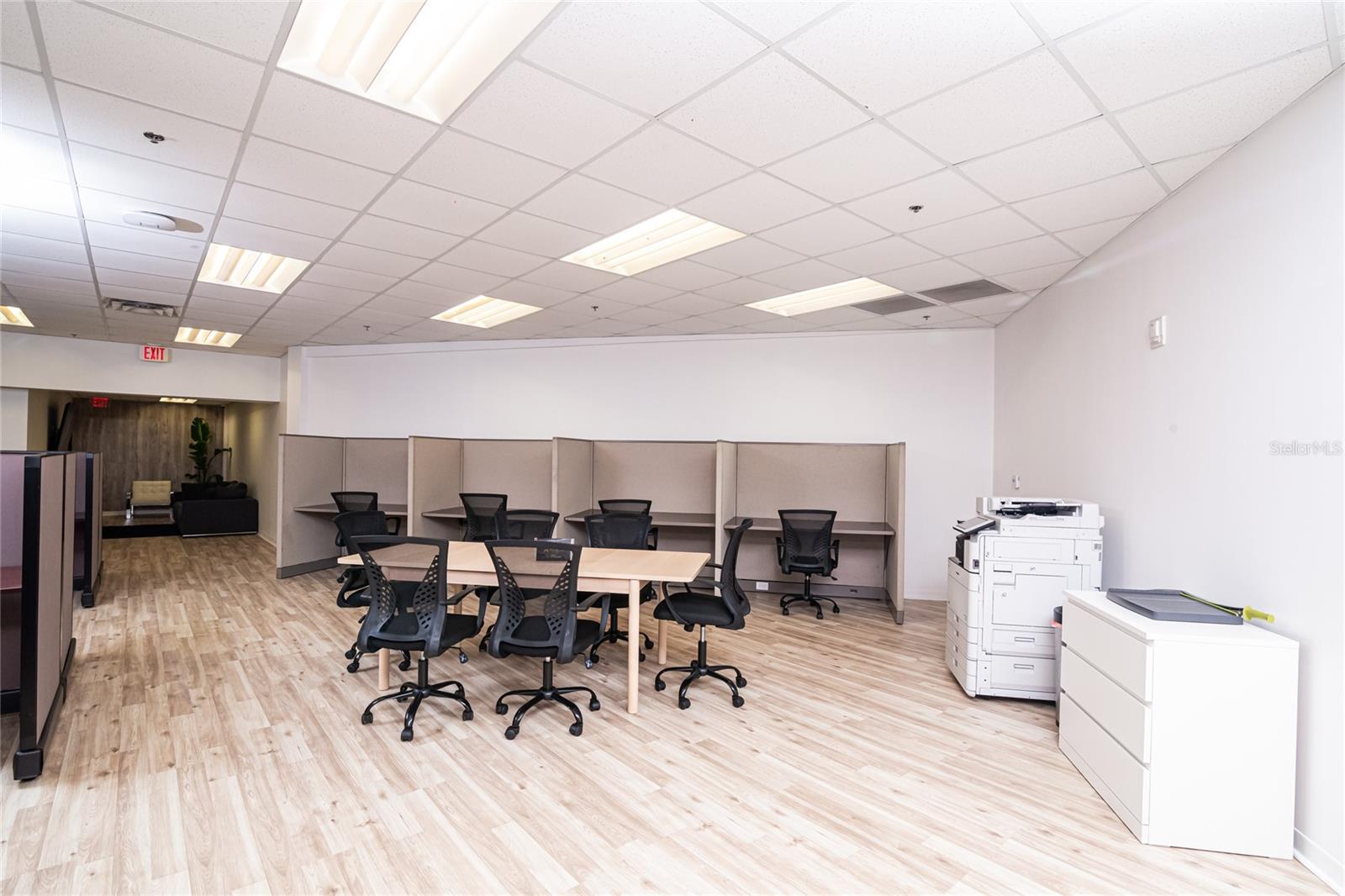 7075 KINGSPOINTE PKWY #9, ORLANDO, FL, 32819