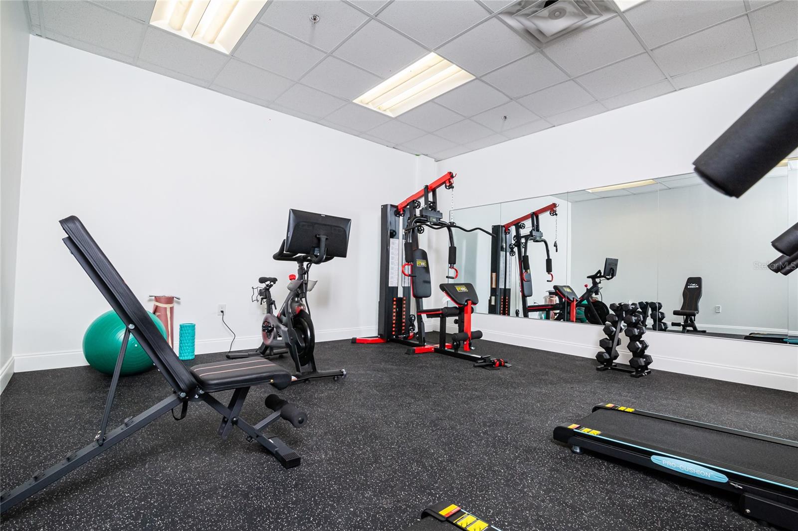 7075 KINGSPOINTE PKWY #9, ORLANDO, FL, 32819