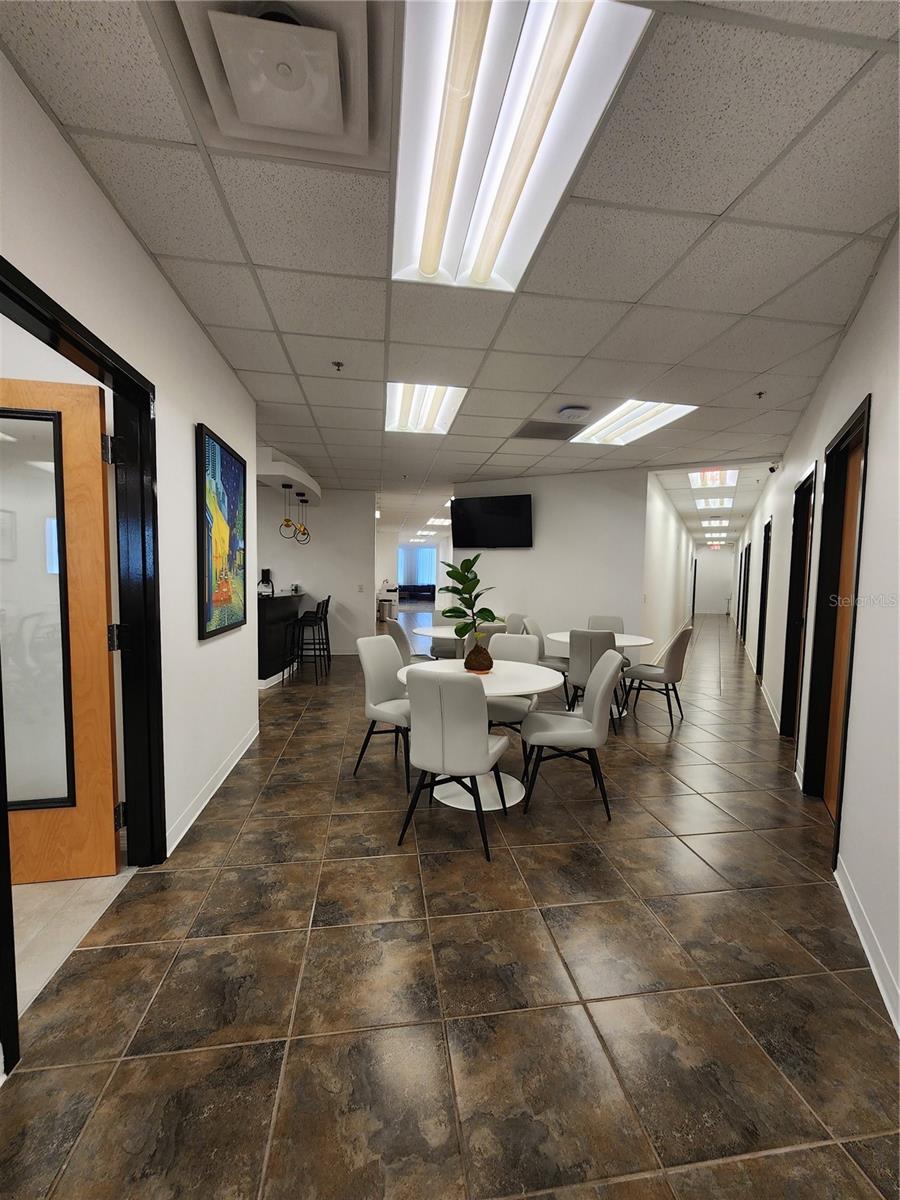 7075 KINGSPOINTE PKWY #9, ORLANDO, FL, 32819