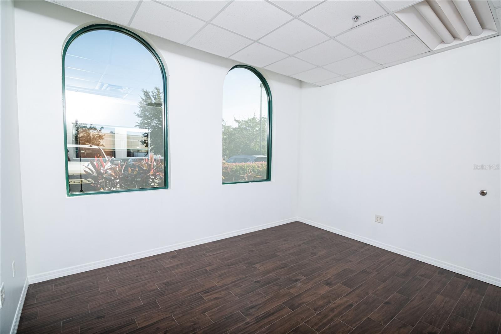 7075 KINGSPOINTE PKWY #9, ORLANDO, FL, 32819
