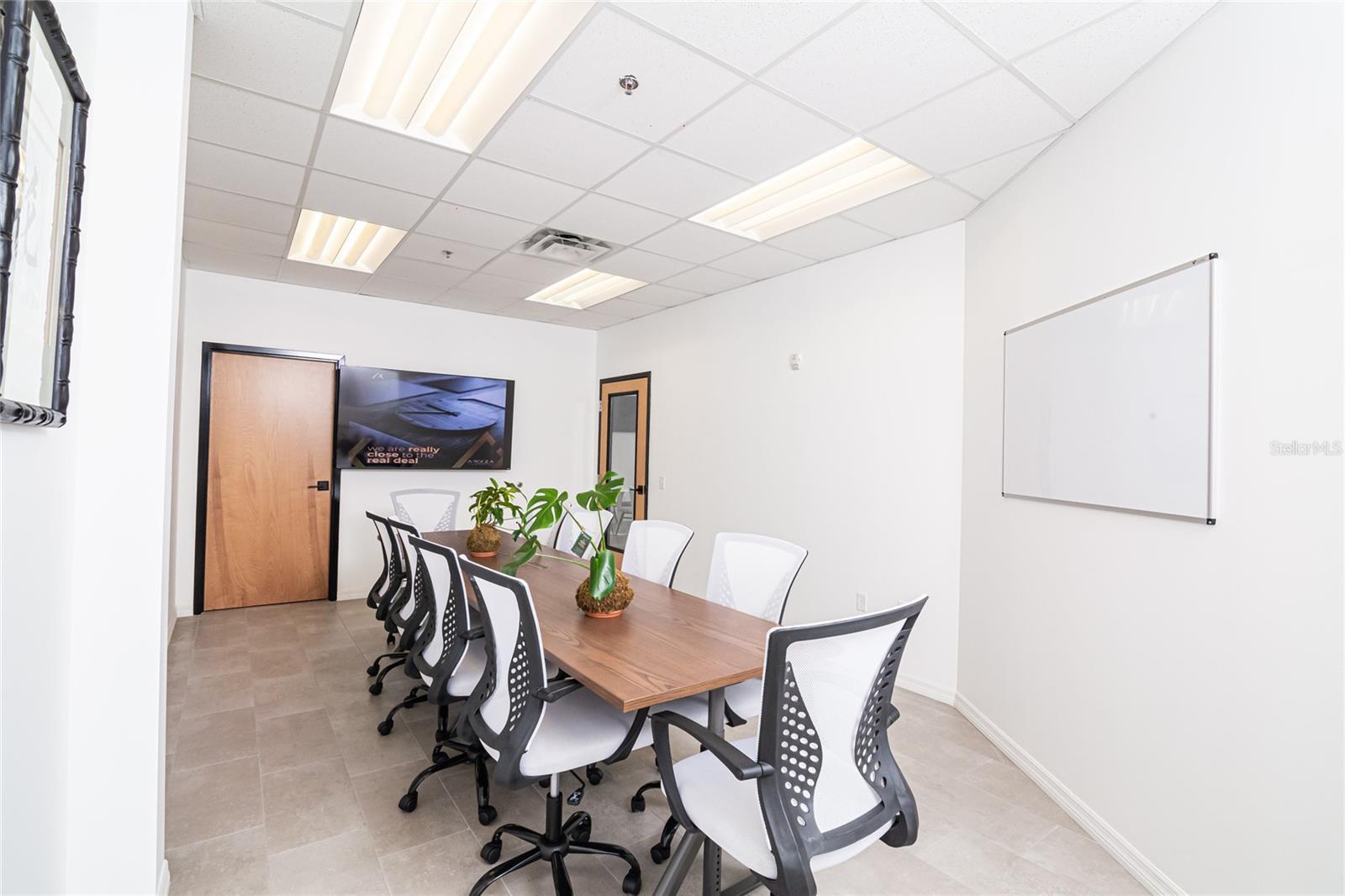 7075 KINGSPOINTE PKWY #9, ORLANDO, FL, 32819