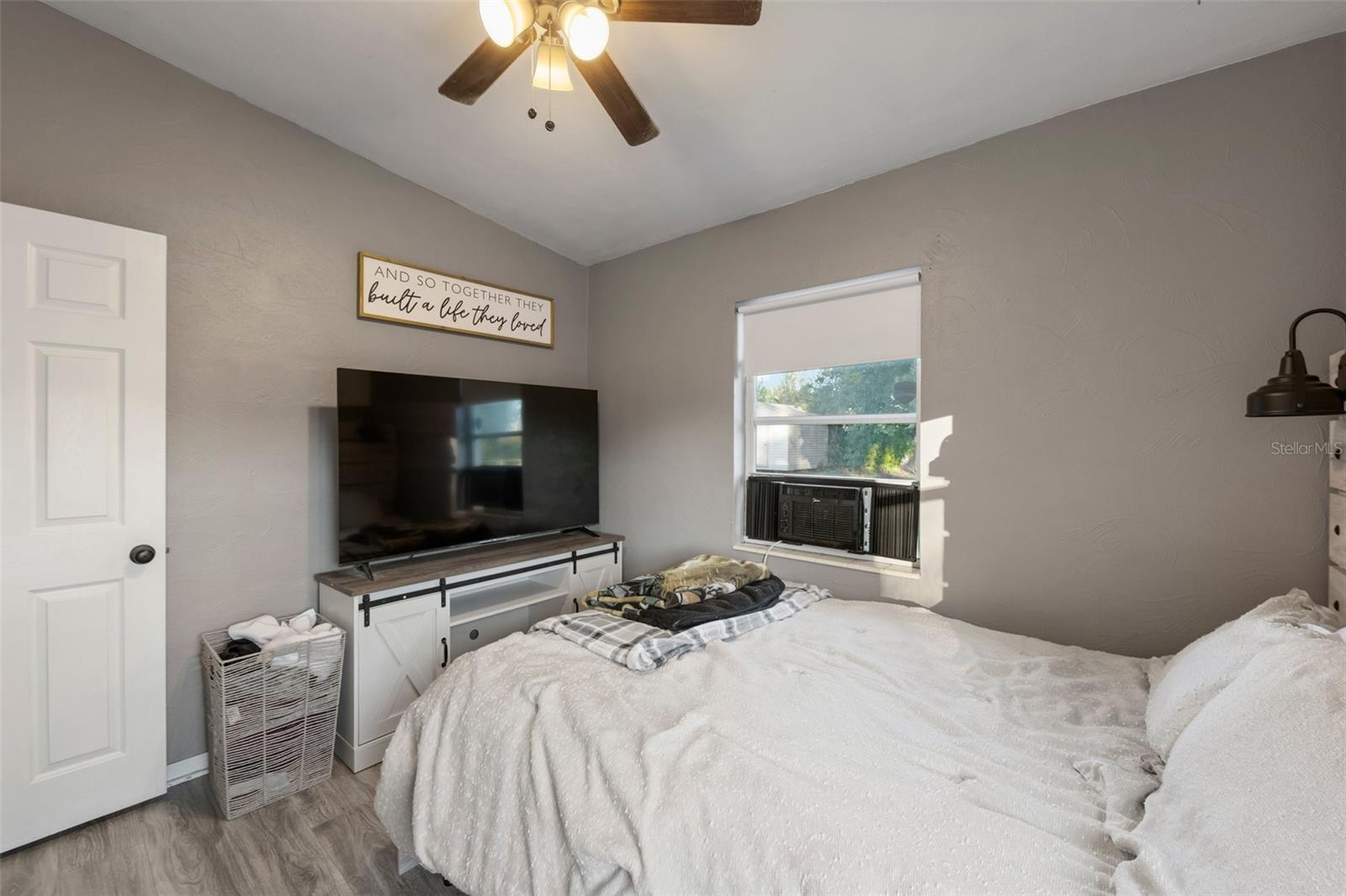 8707 BEVERLY DR, TEMPLE TERRACE, FL, 33617