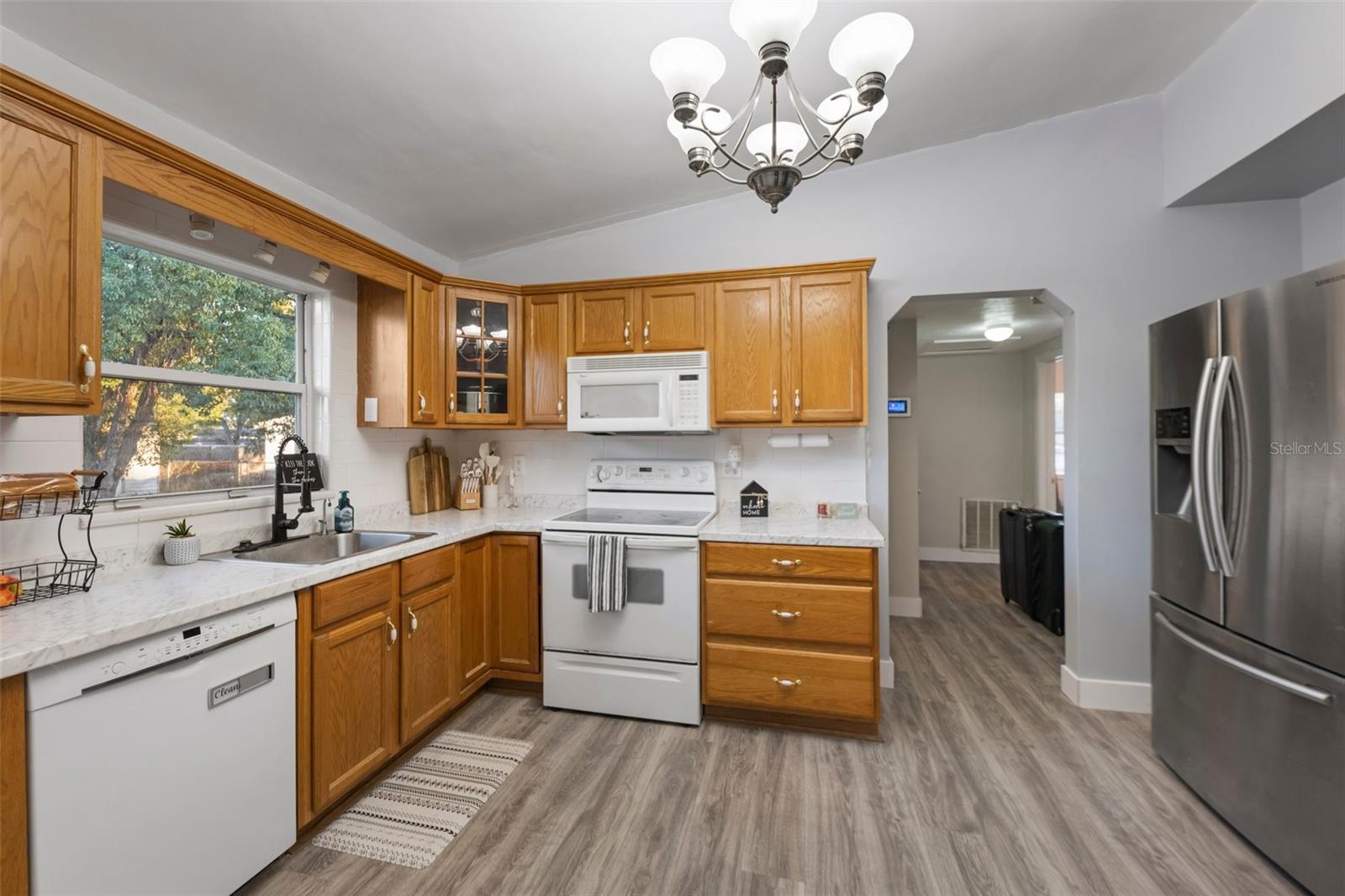 8707 BEVERLY DR, TEMPLE TERRACE, FL, 33617