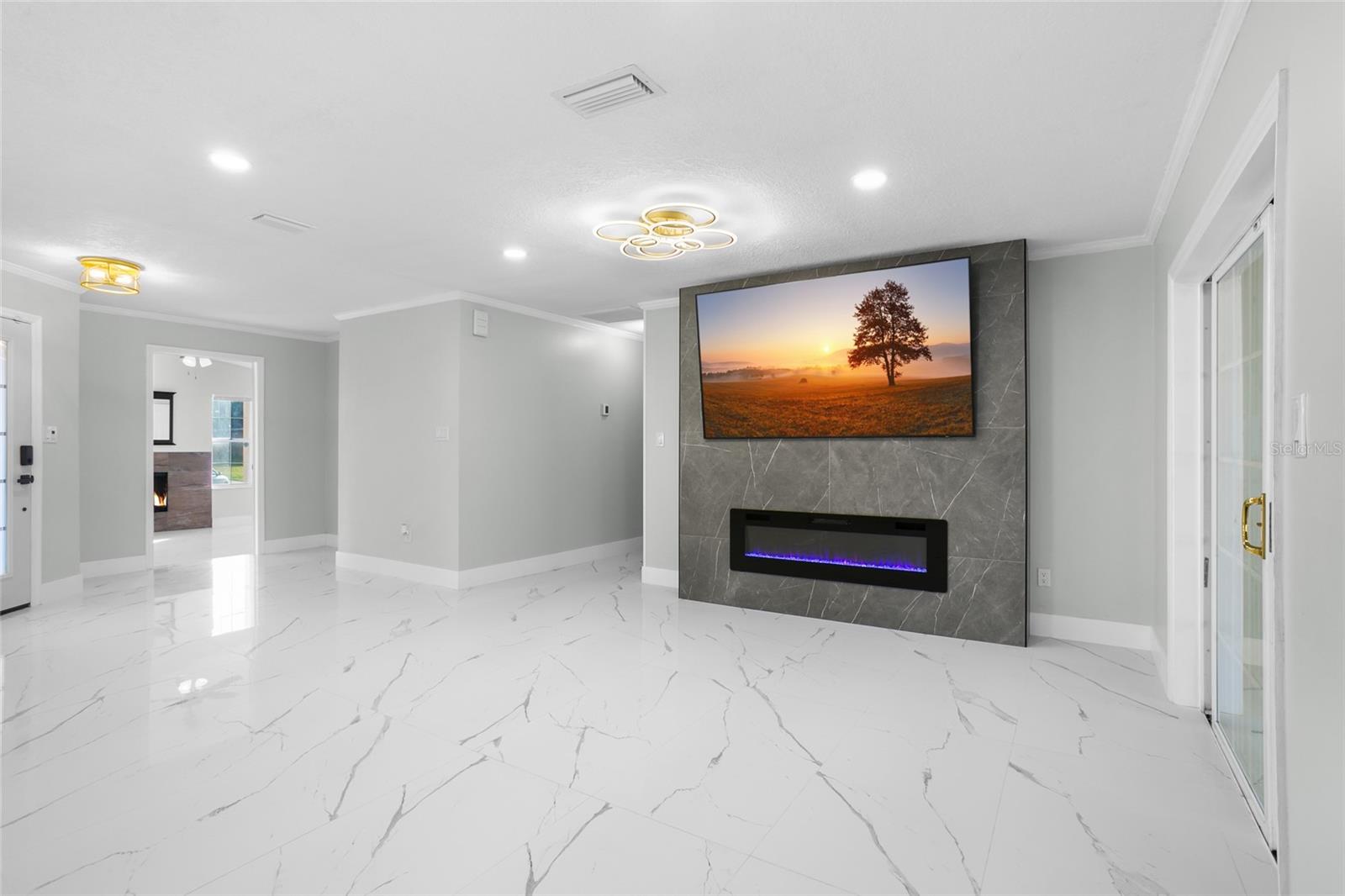 8438 BAY OAK CT, ORLANDO, FL, 32810