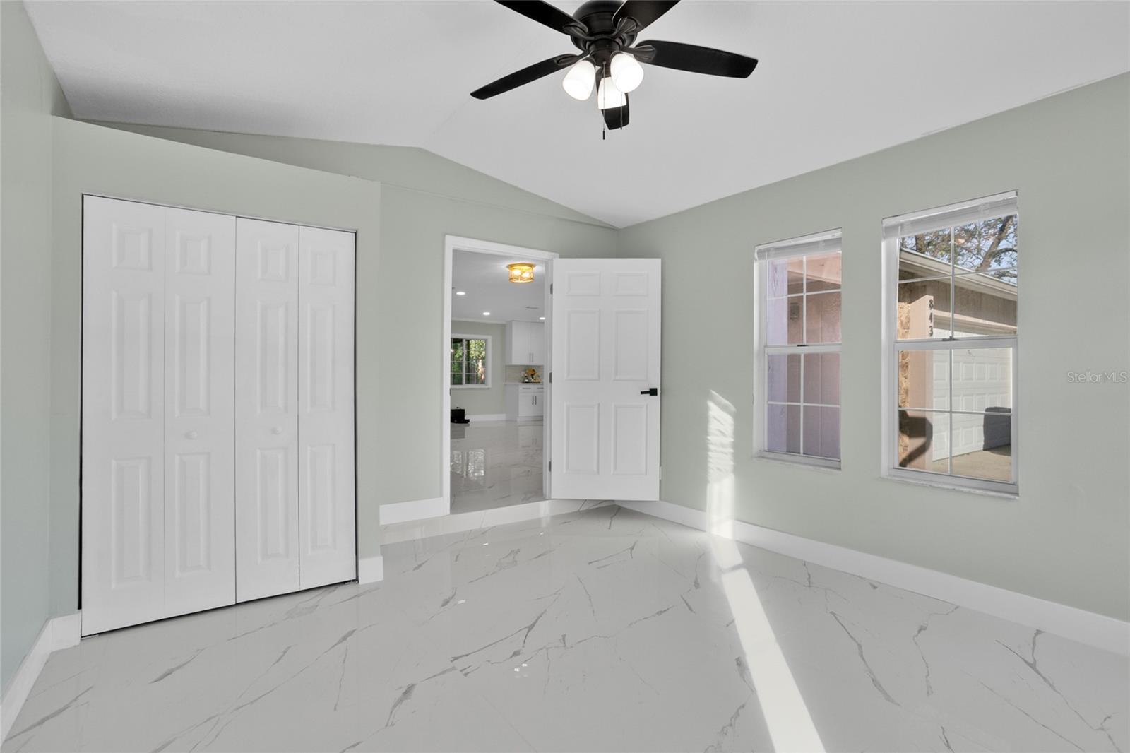 8438 BAY OAK CT, ORLANDO, FL, 32810
