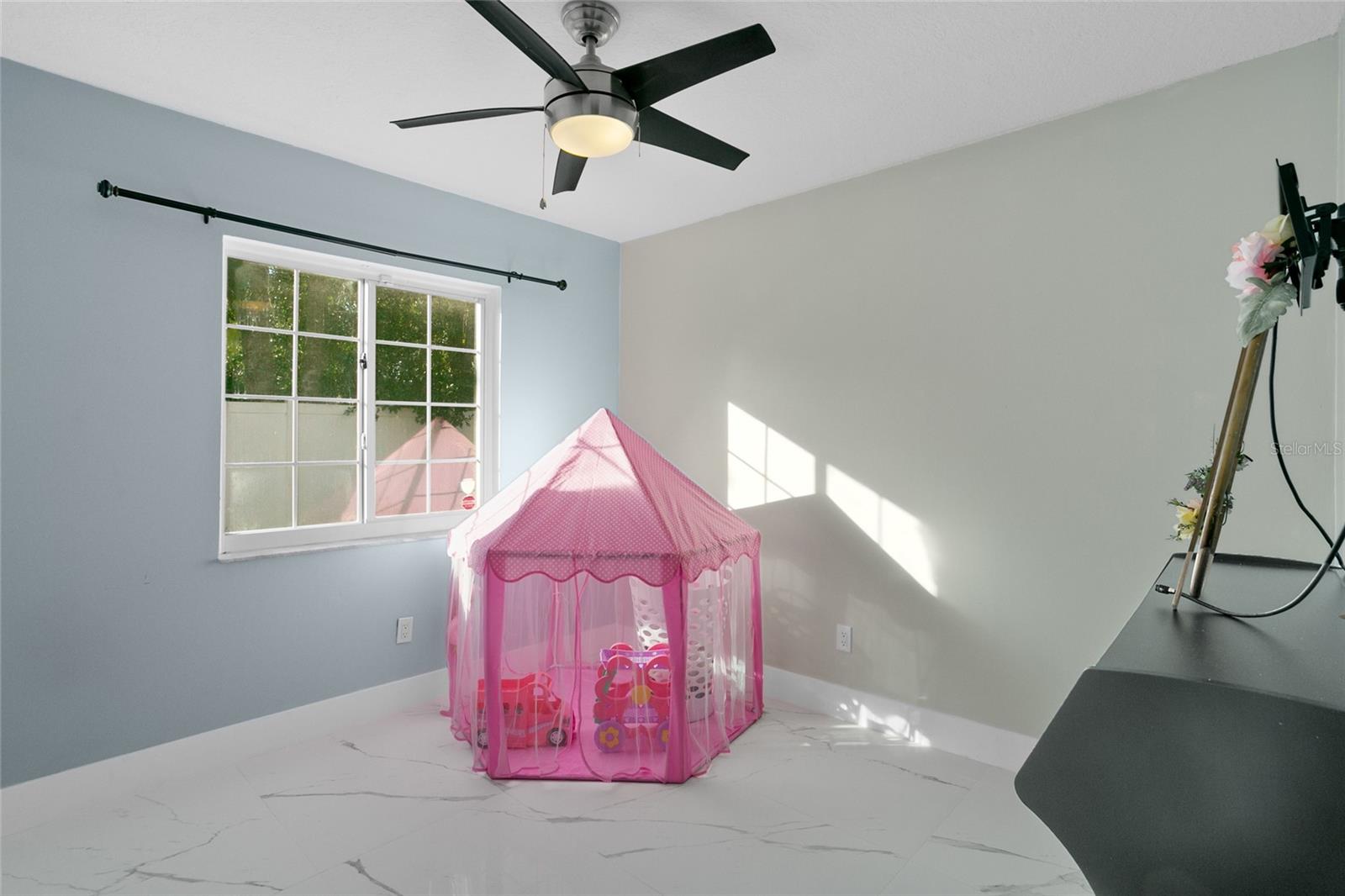 8438 BAY OAK CT, ORLANDO, FL, 32810