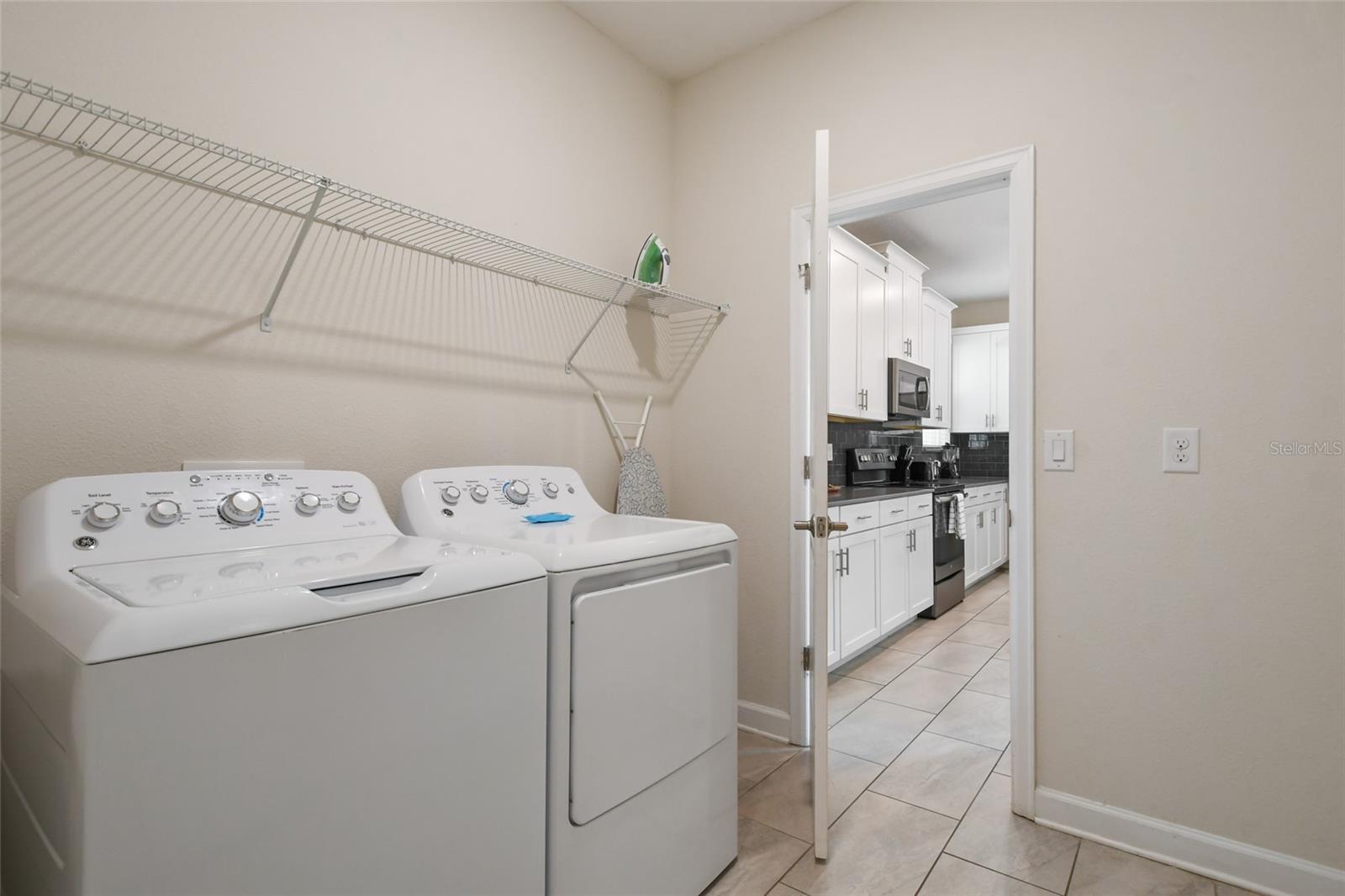 8942 CABOT CLIFFS DR, DAVENPORT, FL, 33896