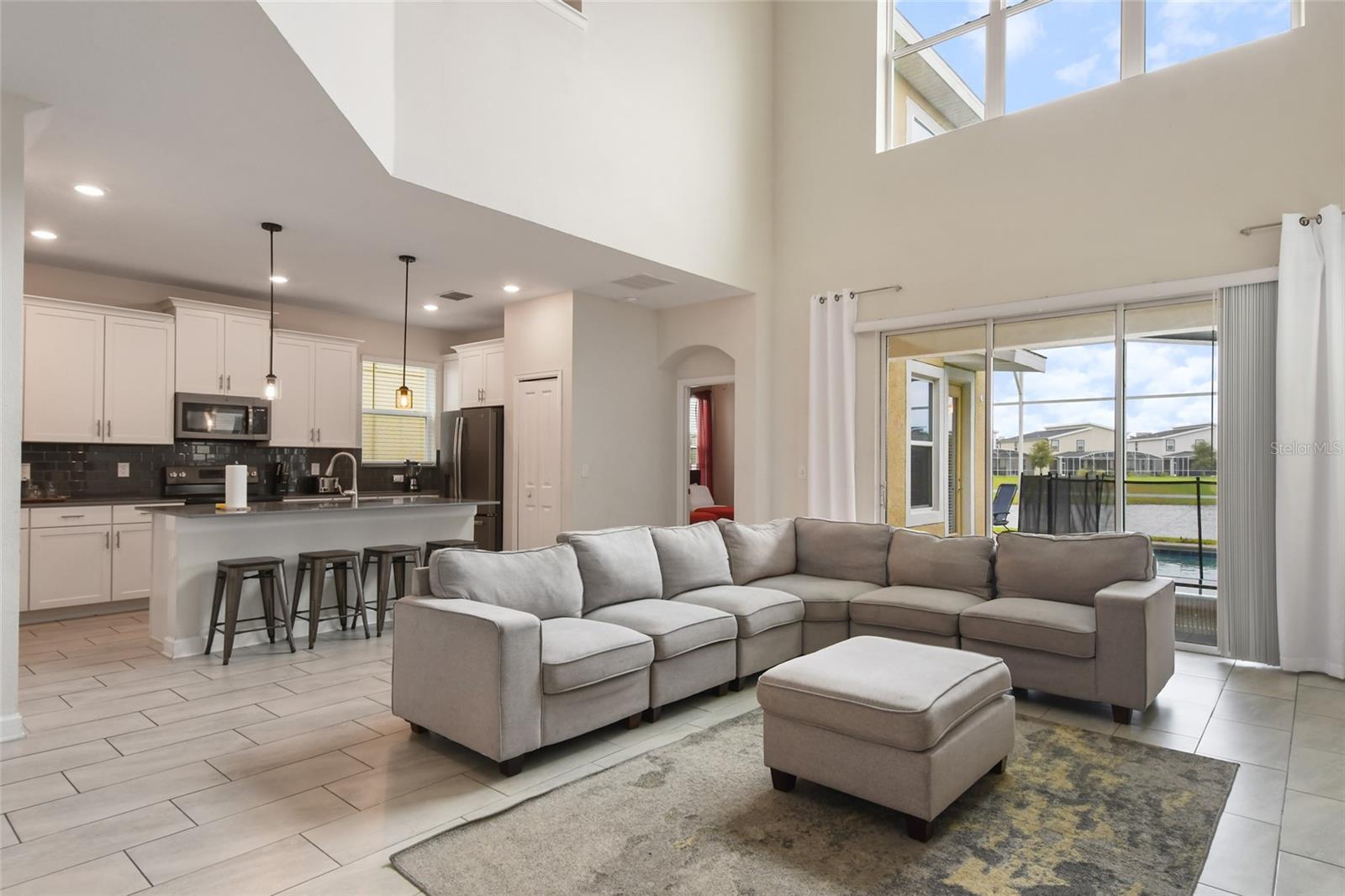 8942 CABOT CLIFFS DR, DAVENPORT, FL, 33896