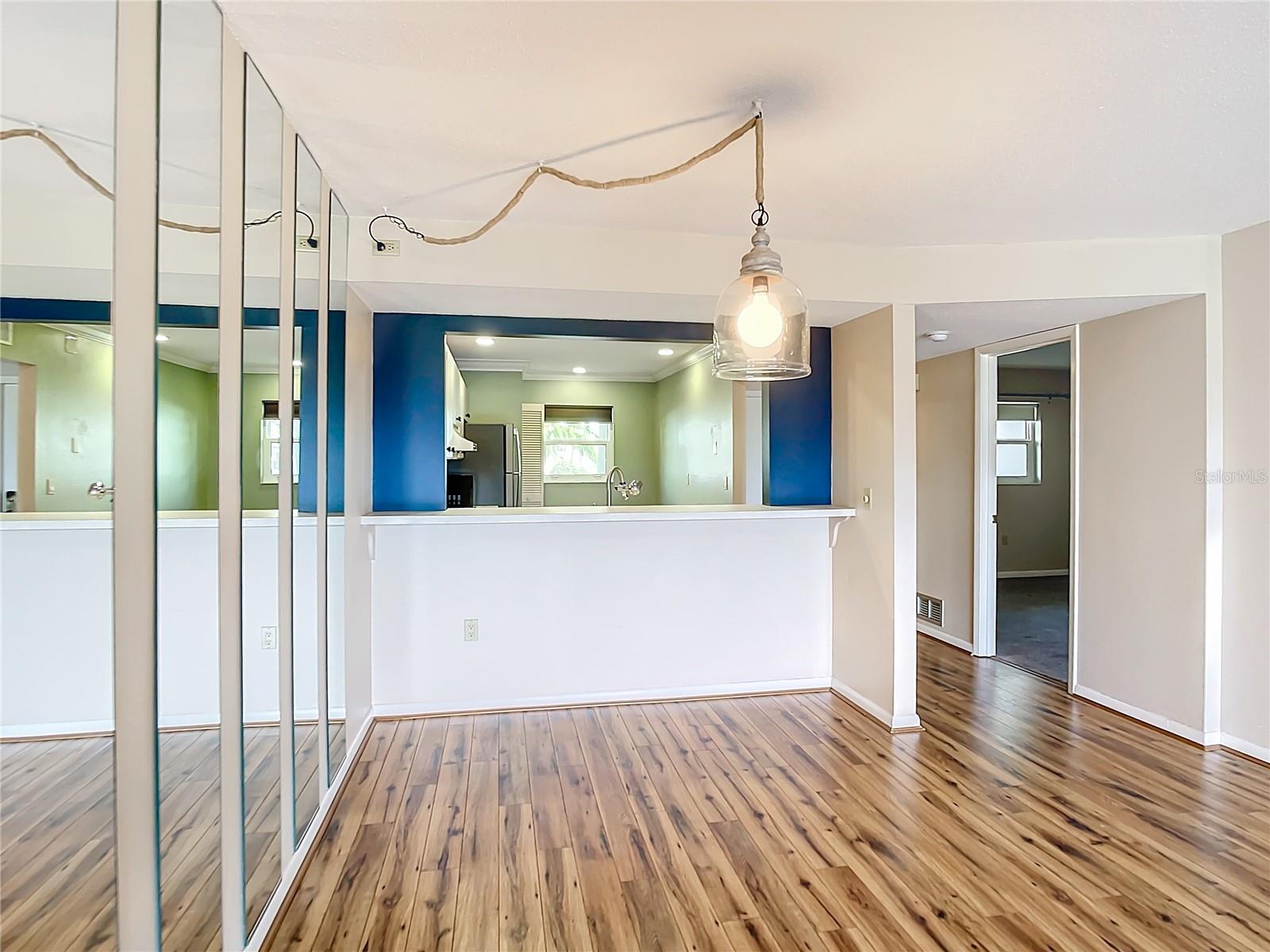 758 VILLAGE CIR #106, VENICE, FL, 34292