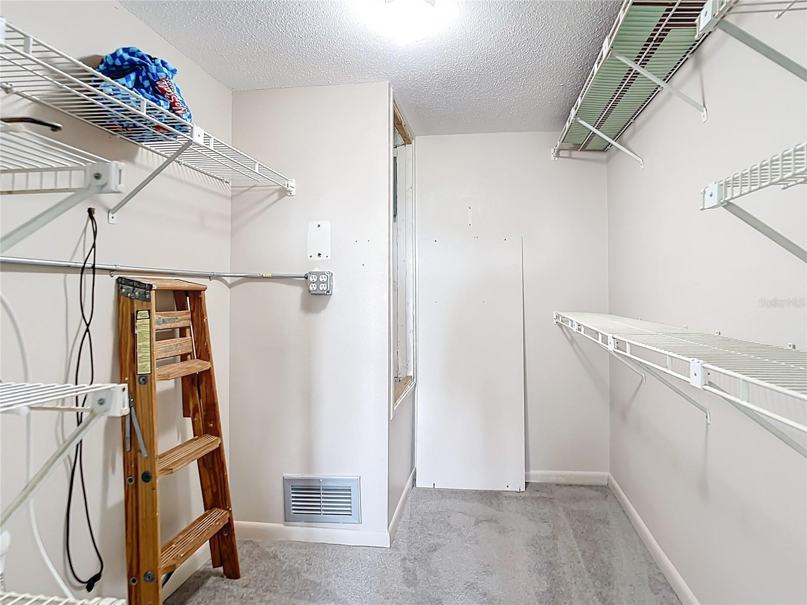 758 VILLAGE CIR #106, VENICE, FL, 34292