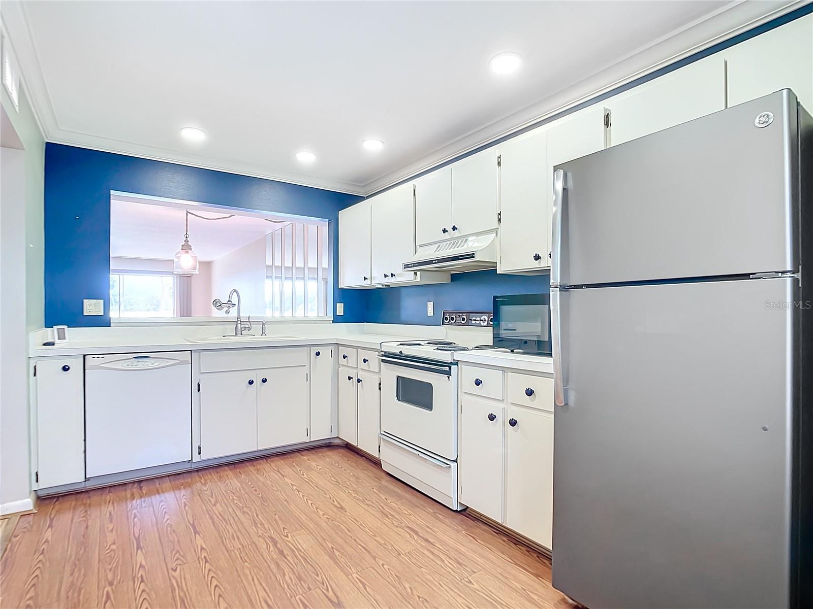 758 VILLAGE CIR #106, VENICE, FL, 34292