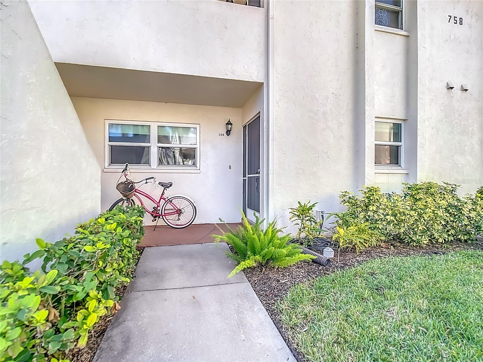 758 VILLAGE CIR #106, VENICE, FL, 34292