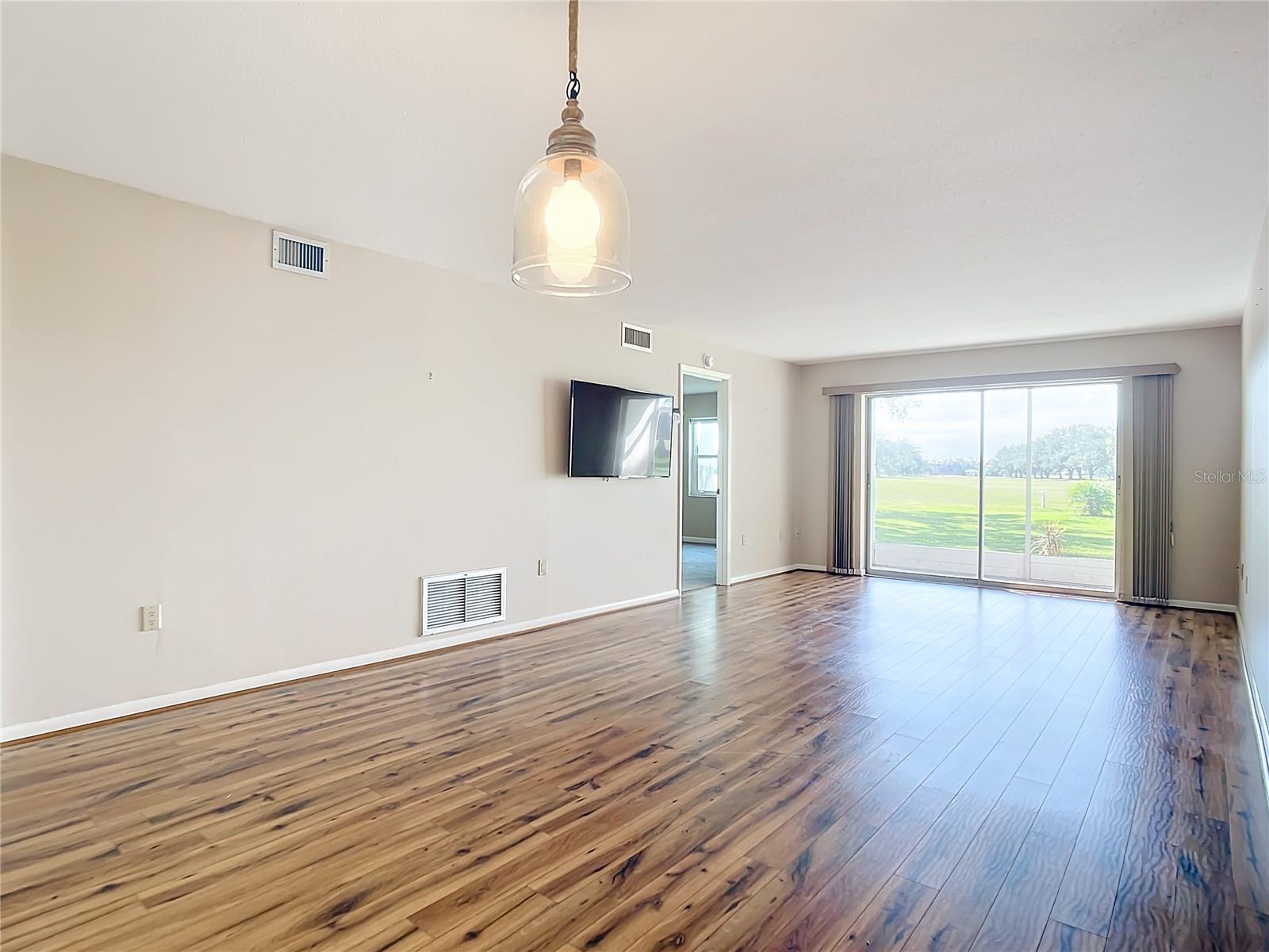 758 VILLAGE CIR #106, VENICE, FL, 34292