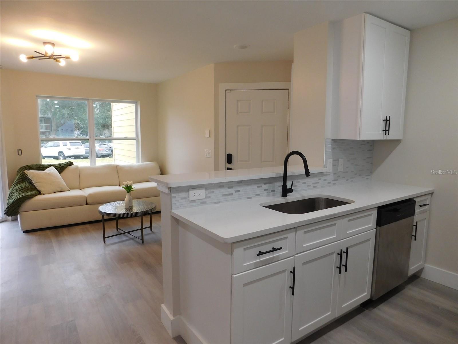 2592 GRASSY POINT DR #106, LAKE MARY, FL, 32746