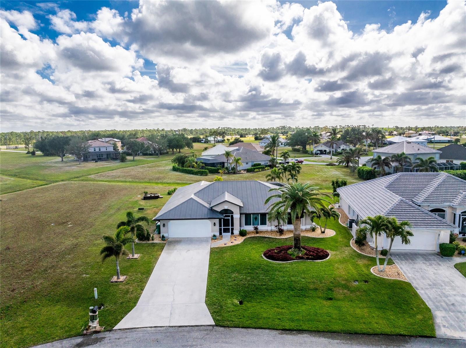 17260 VAGABOND CIR, PUNTA GORDA, FL, 33955
