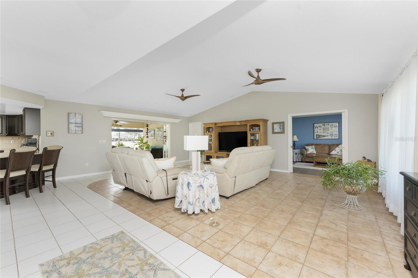 17260 VAGABOND CIR, PUNTA GORDA, FL, 33955
