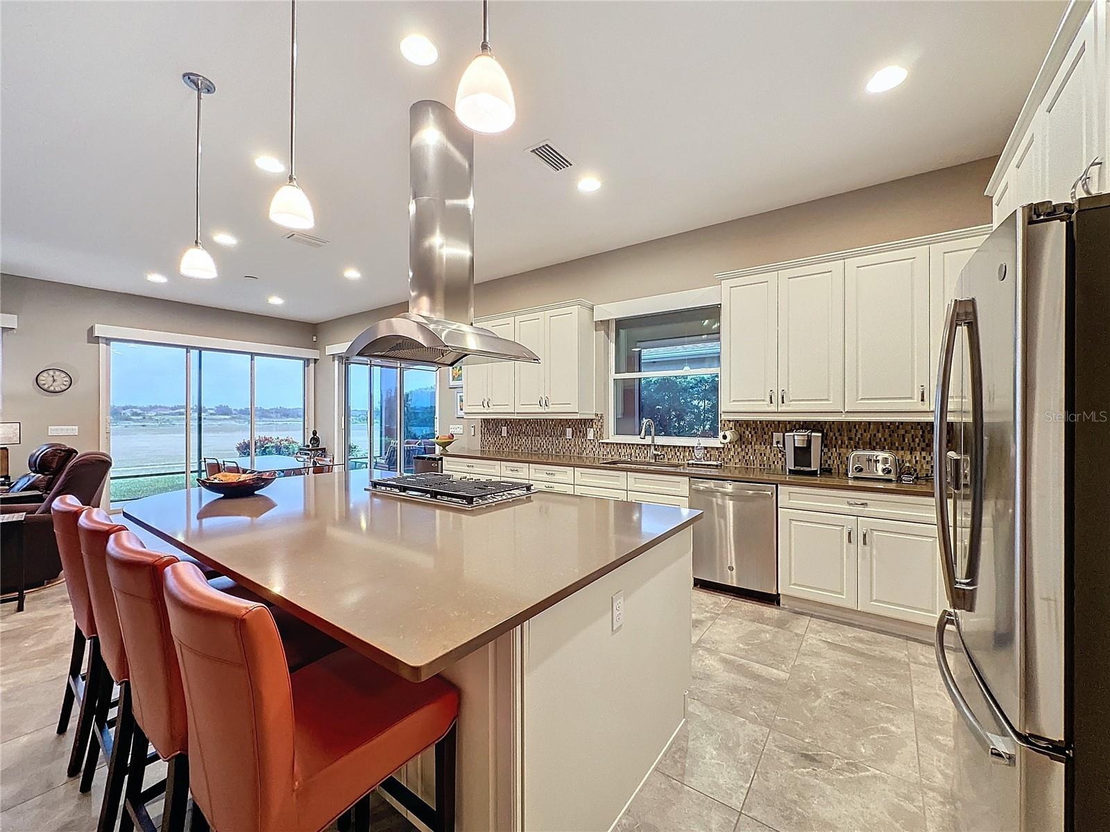 729 ALCOVE DR, GROVELAND, FL, 34736