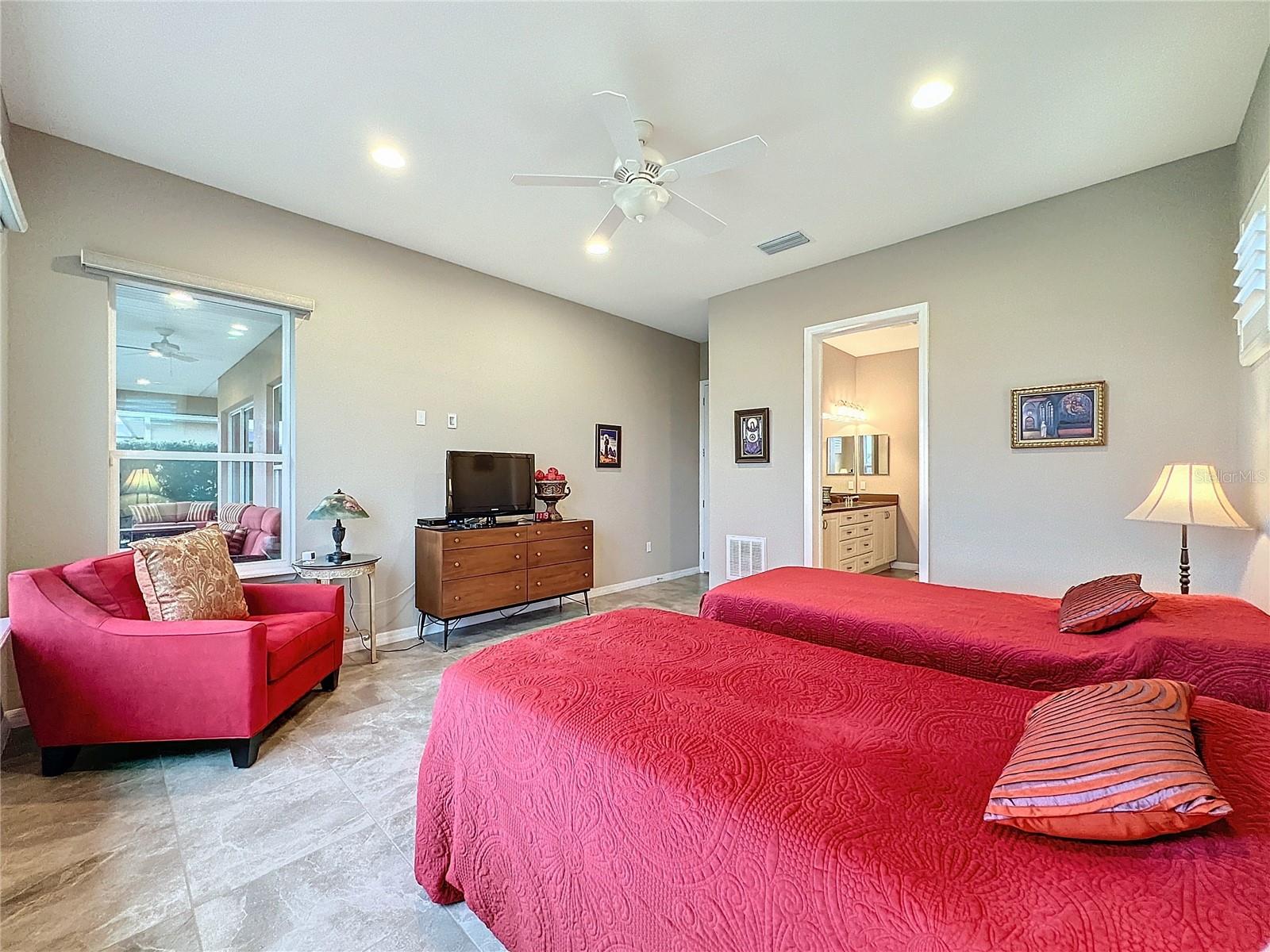 729 ALCOVE DR, GROVELAND, FL, 34736