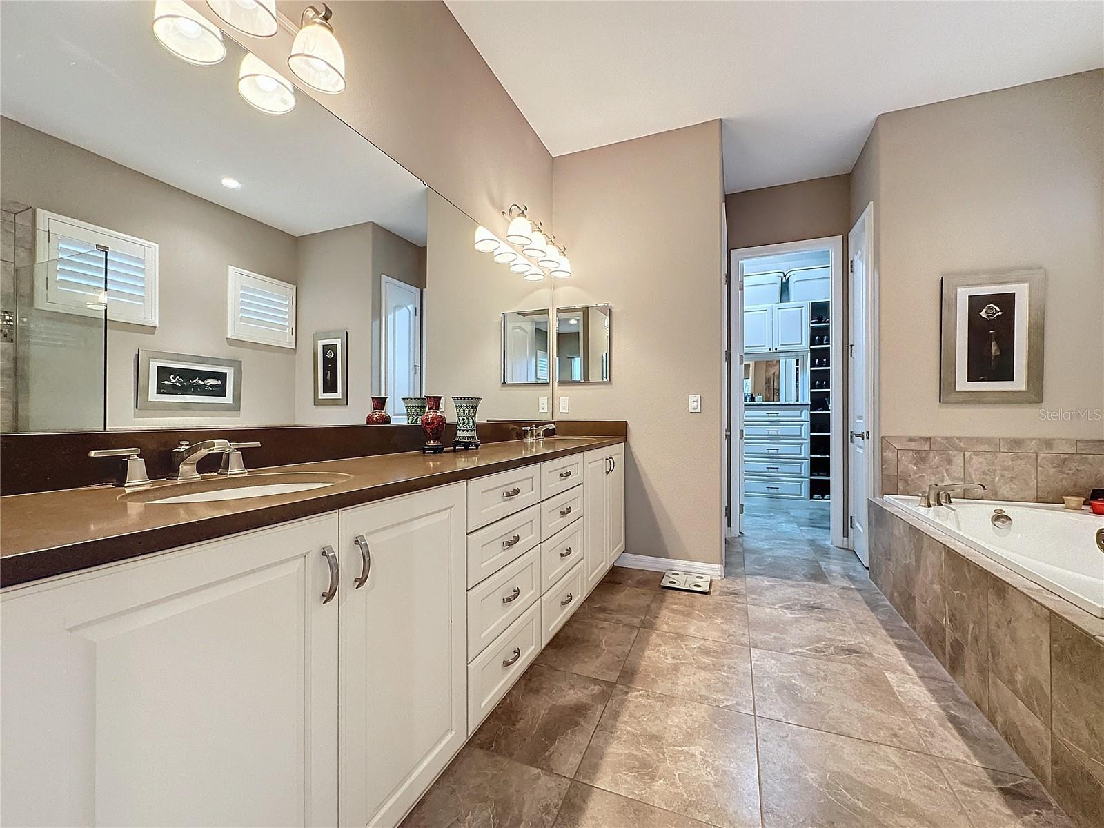 729 ALCOVE DR, GROVELAND, FL, 34736