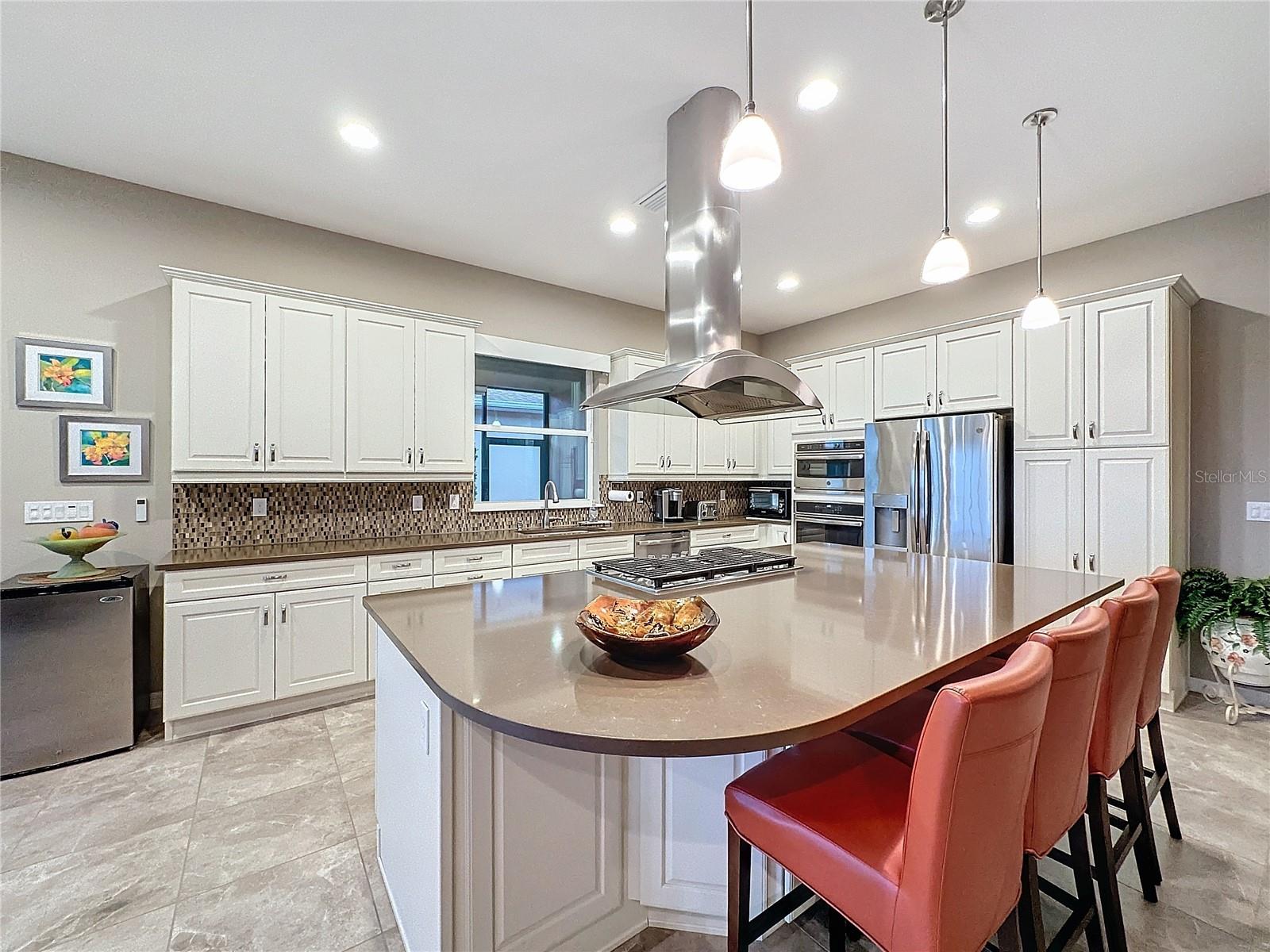 729 ALCOVE DR, GROVELAND, FL, 34736