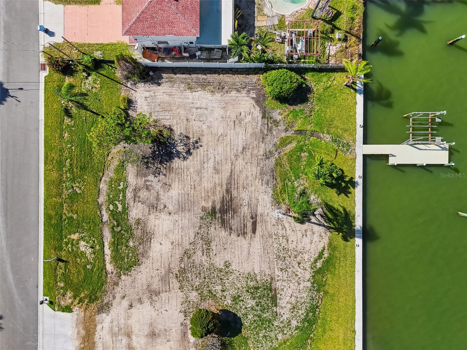 568 JOHNS PASS AVE, MADEIRA BEACH, FL, 33708