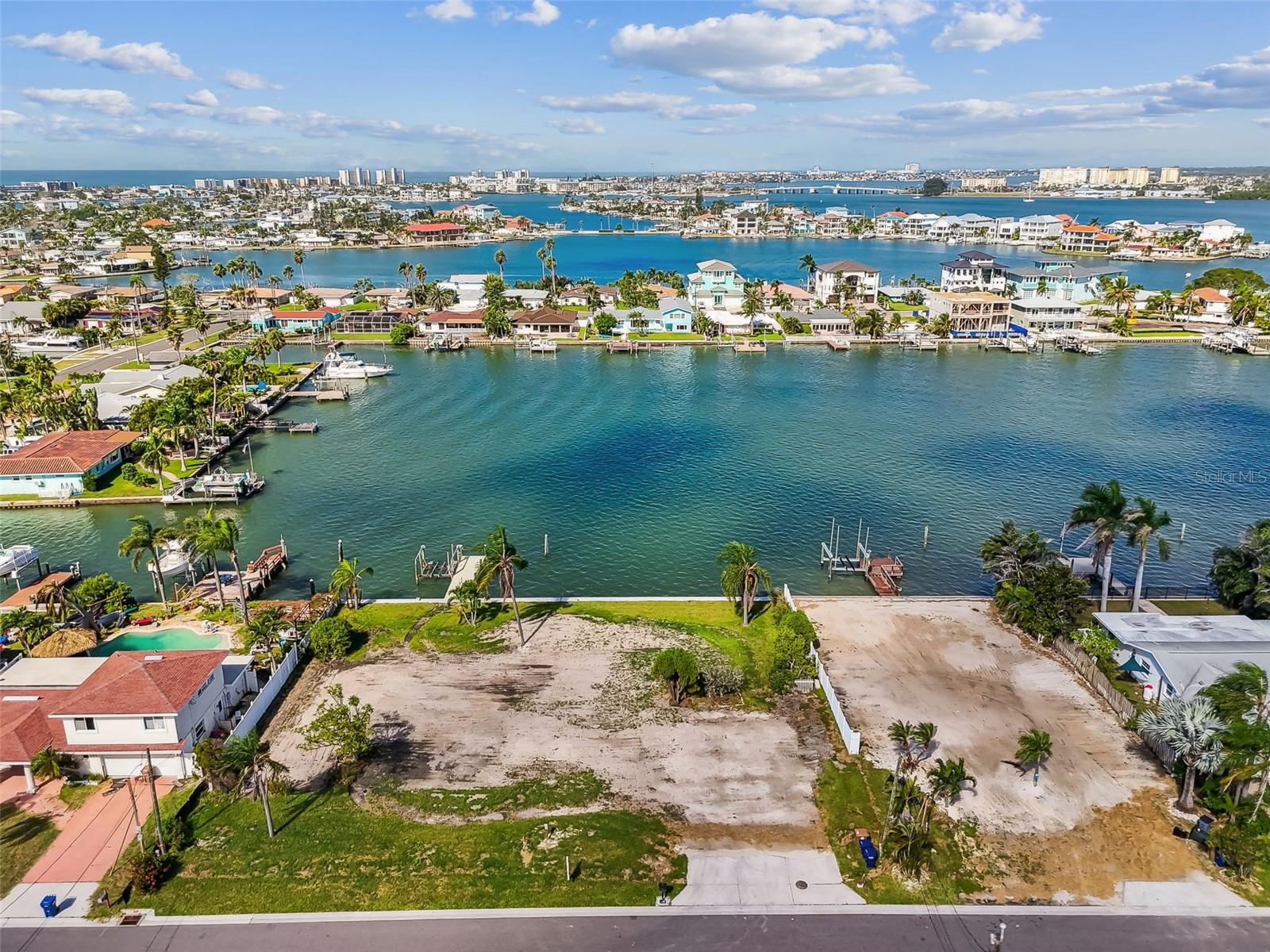 568 JOHNS PASS AVE, MADEIRA BEACH, FL, 33708