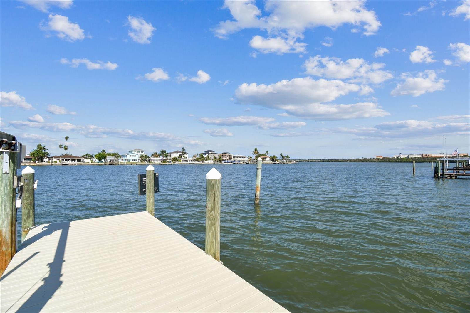568 JOHNS PASS AVE, MADEIRA BEACH, FL, 33708