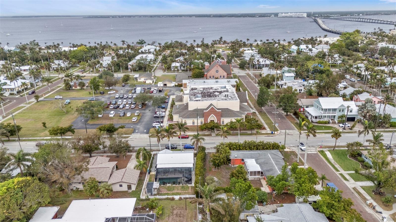 509 W OLYMPIA AVE, PUNTA GORDA, FL, 33950