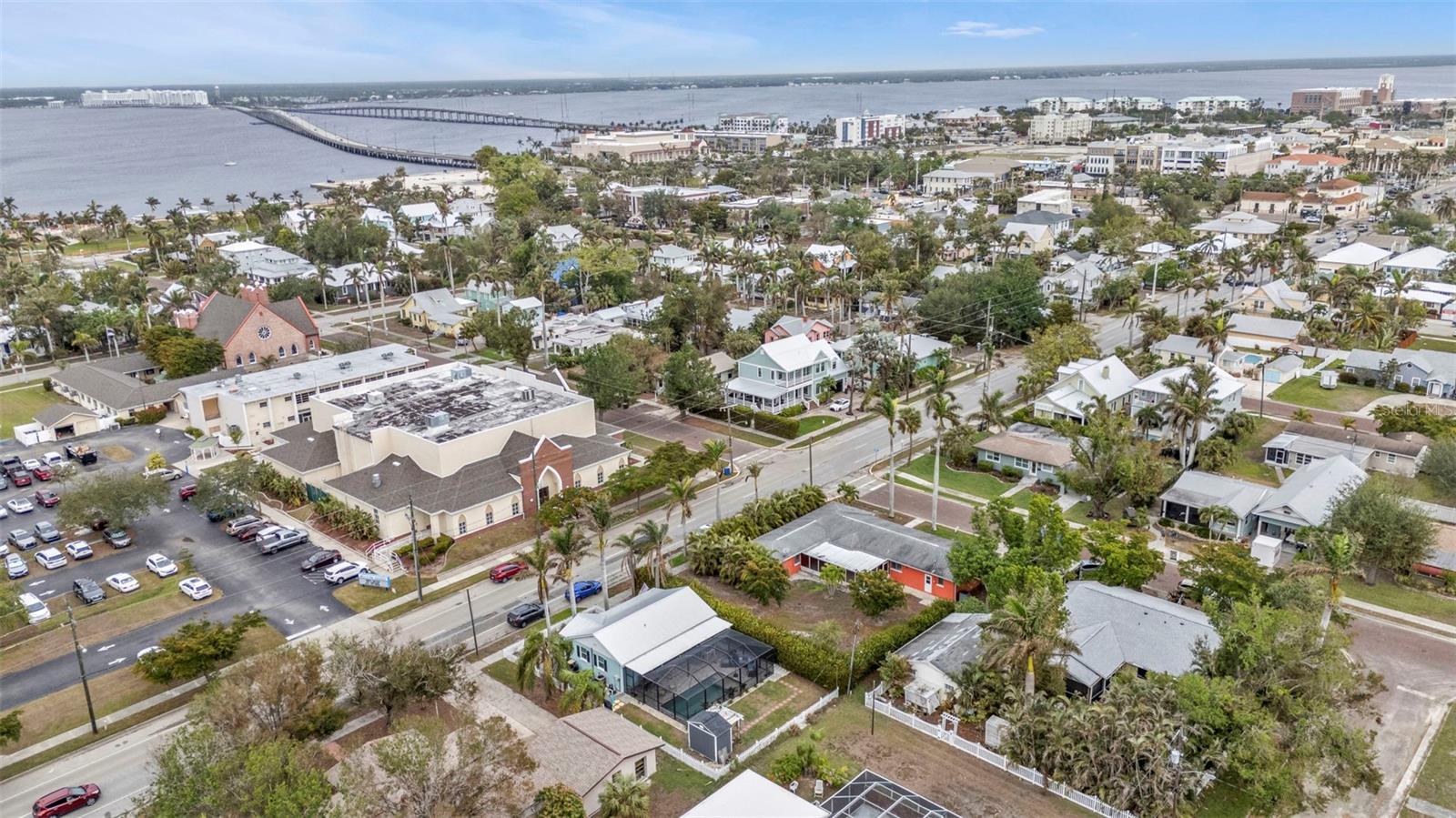 509 W OLYMPIA AVE, PUNTA GORDA, FL, 33950