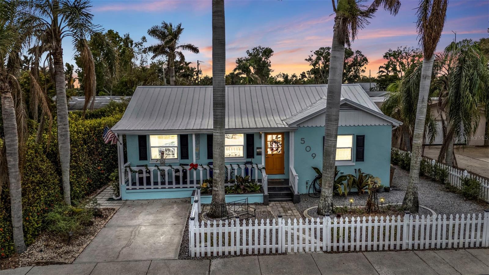 509 W OLYMPIA AVE, PUNTA GORDA, FL, 33950