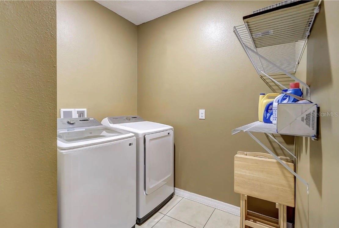 1041 BRADFORD RIDGE DR, LEESBURG, FL, 34748